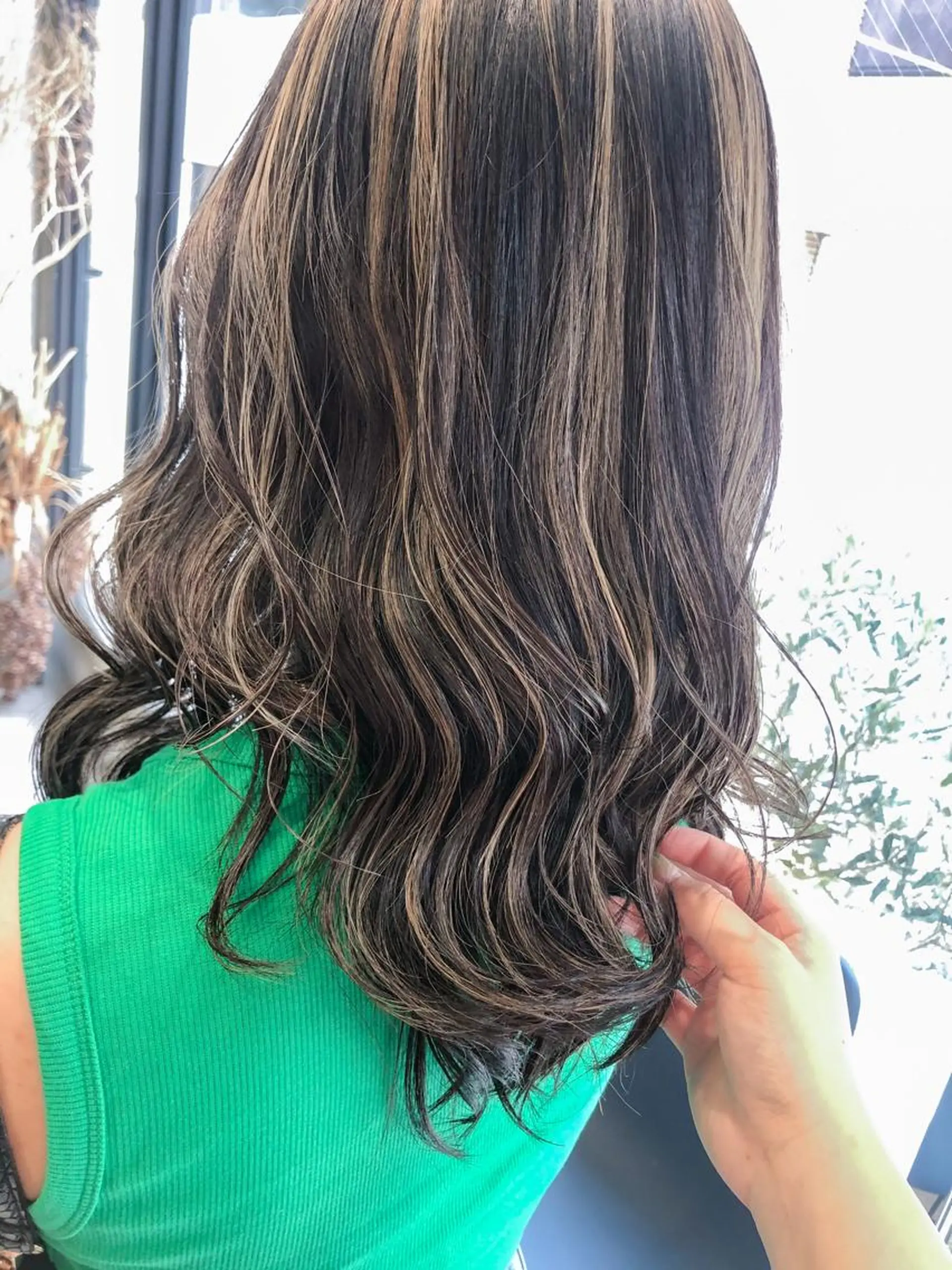 セミロング カラー ヘアアレンジ ハイライトカラー ハイライト rii-🩰 トレンド韓国ヘアのヘアスタイル