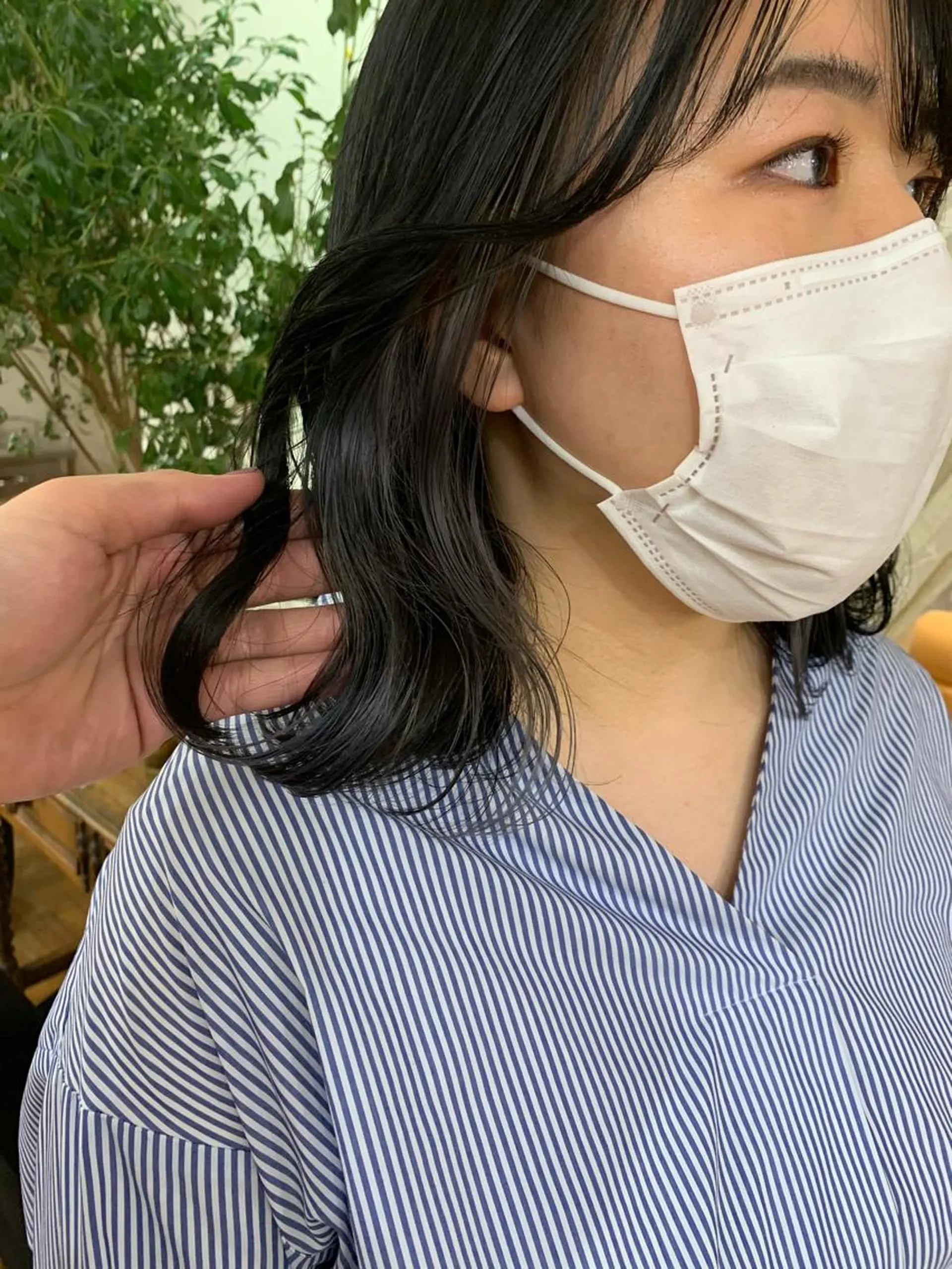 ミディアム カラー アッシュ ホワイトアッシュ of hair所属・丸みショート 廣瀬隆志のヘアスタイル