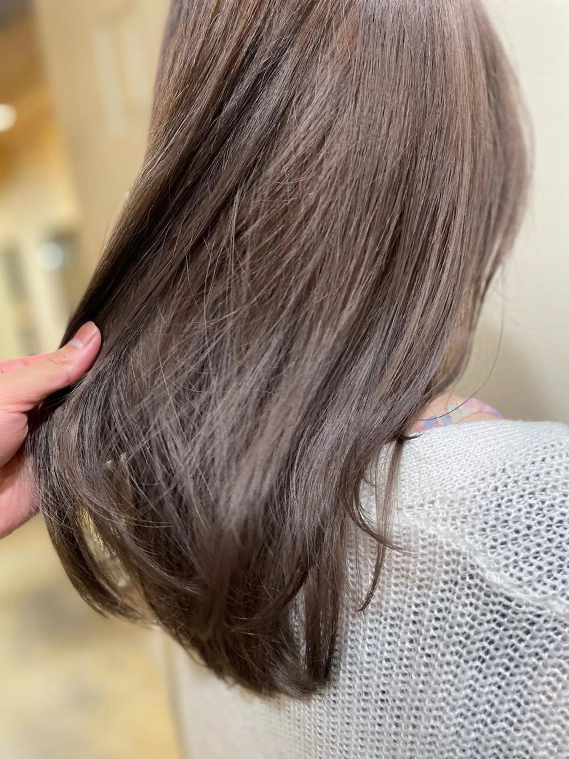 ミディアム カラー ピンクカラー カット ヘアカラー トリートメント レイヤー／似合わせ TAKUYAのヘアスタイル