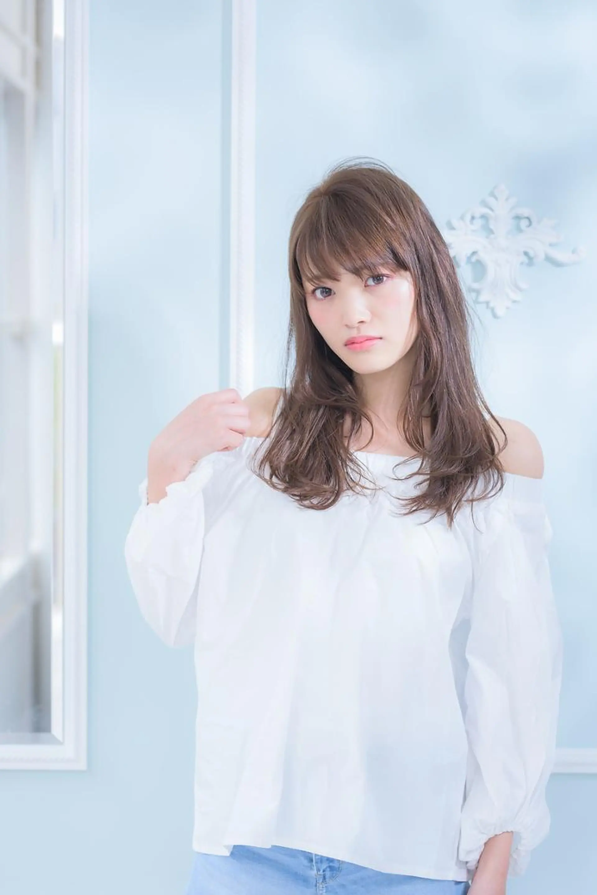 ミディアム 小林 永佳のヘアスタイル