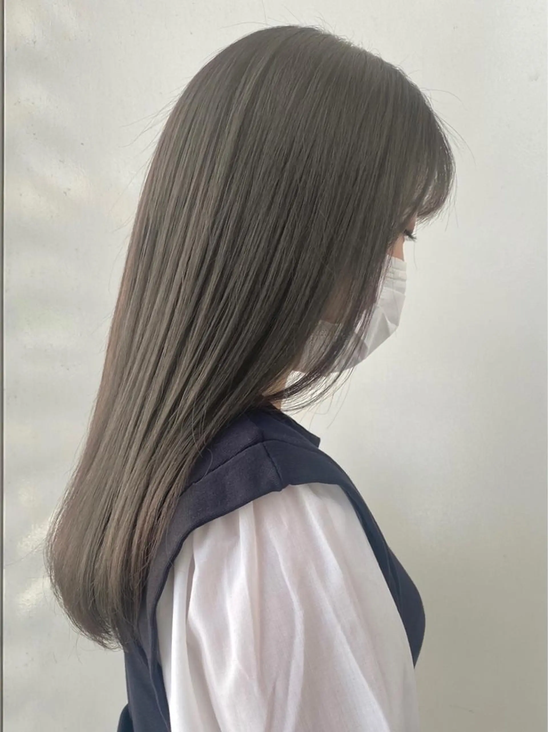 ロング カラー ANNA ／艶髪／ハイトーンのヘアスタイル