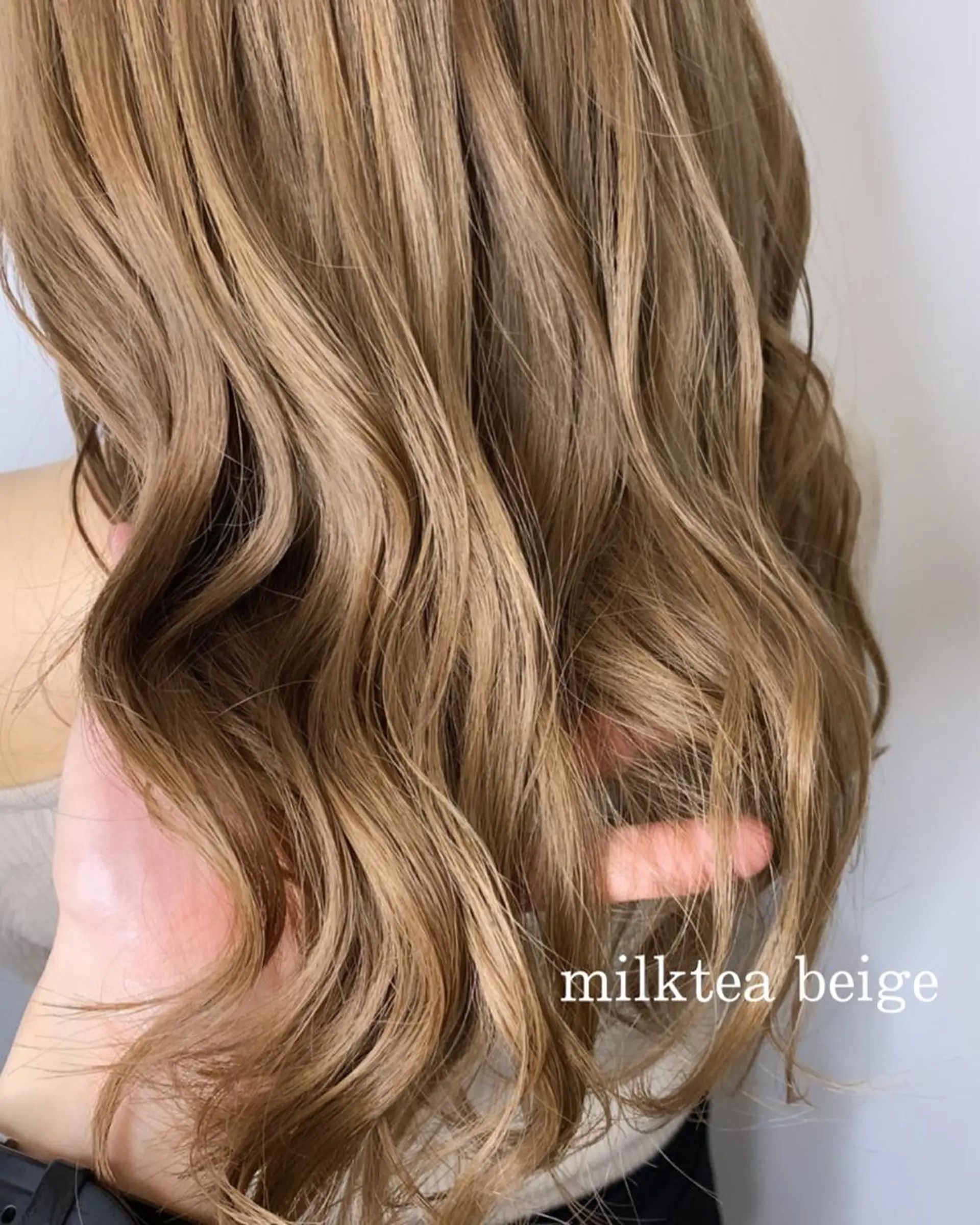 ロング カラー 🌈re-room EIKI🇰🇷のヘアスタイル