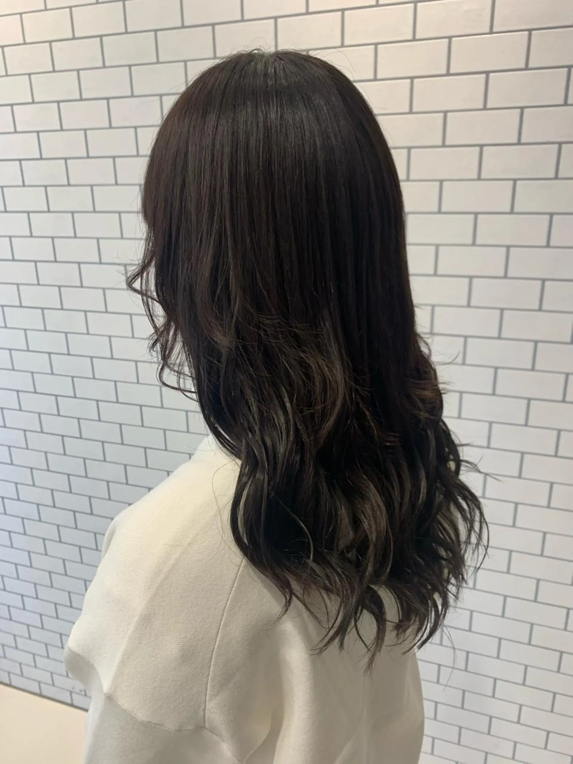 セミロング EARTH  紫竹山 🦋本間未来🦋のヘアスタイル