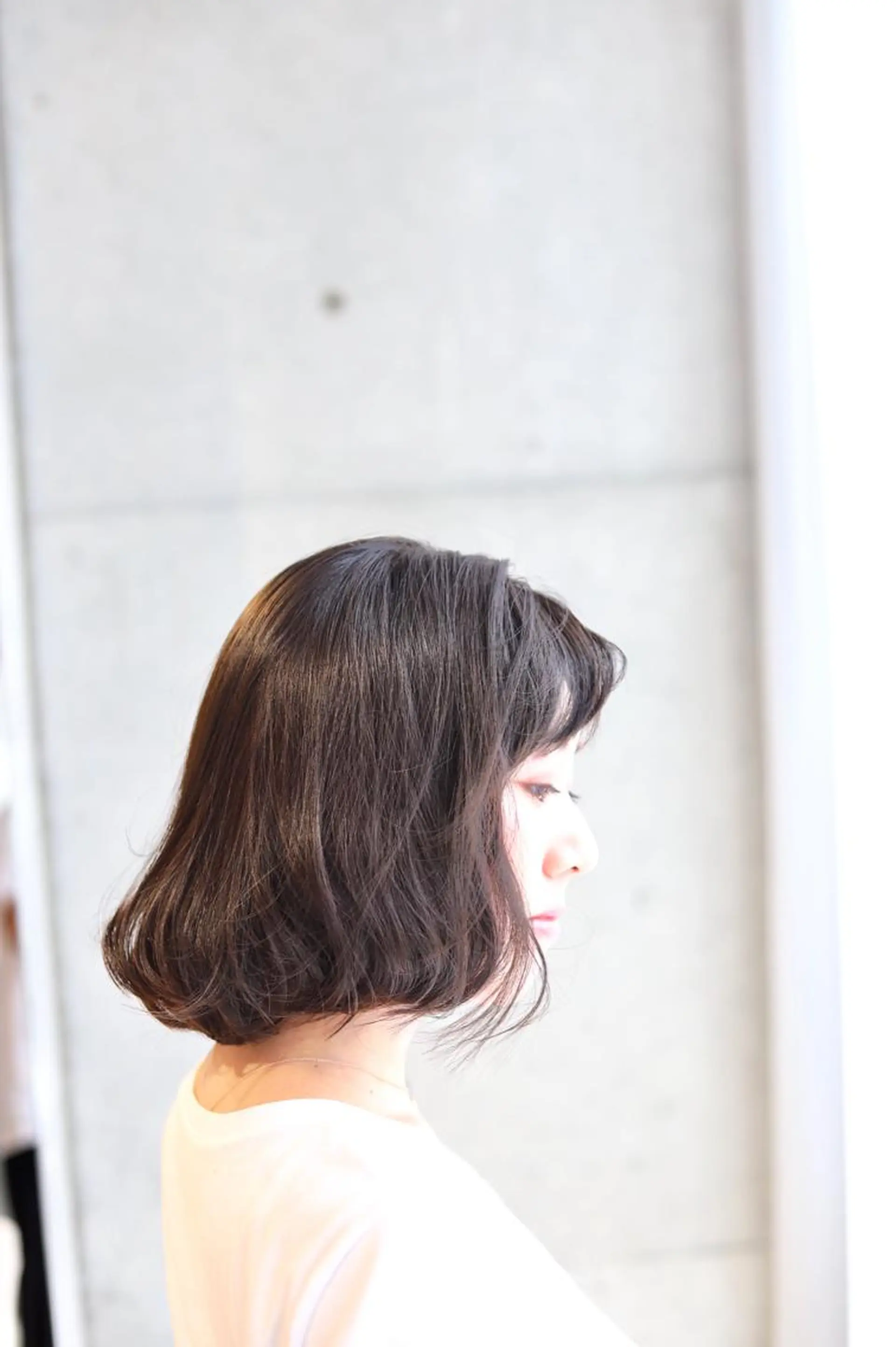 ミディアム カラー アッシュ アッシュグレー アッシュグレージュ グレージュ アドミラルYoshi oのヘアスタイル