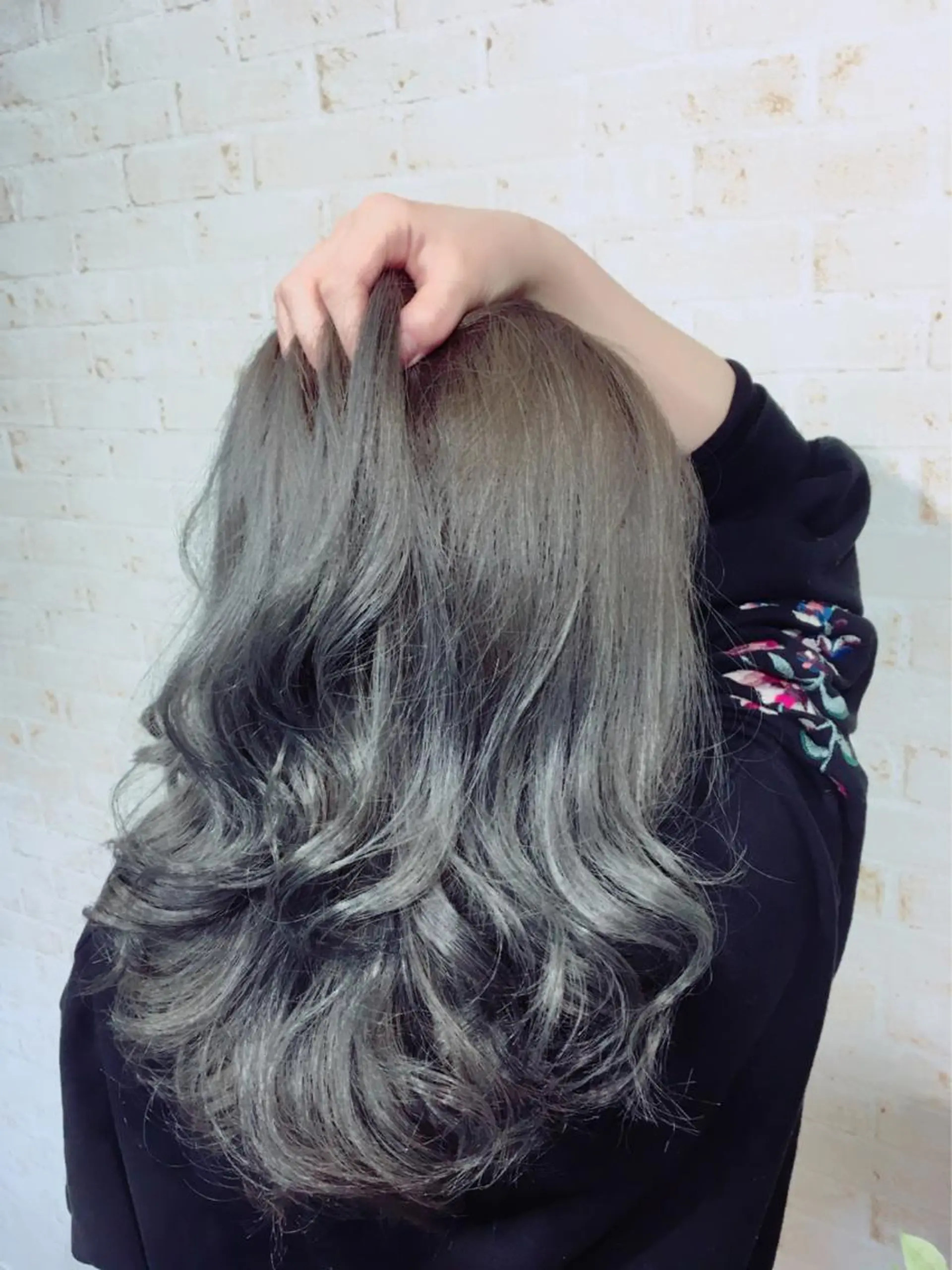 カラー グレージュ 茅根 雄次 ✨髪質改善✨のその他イメージ