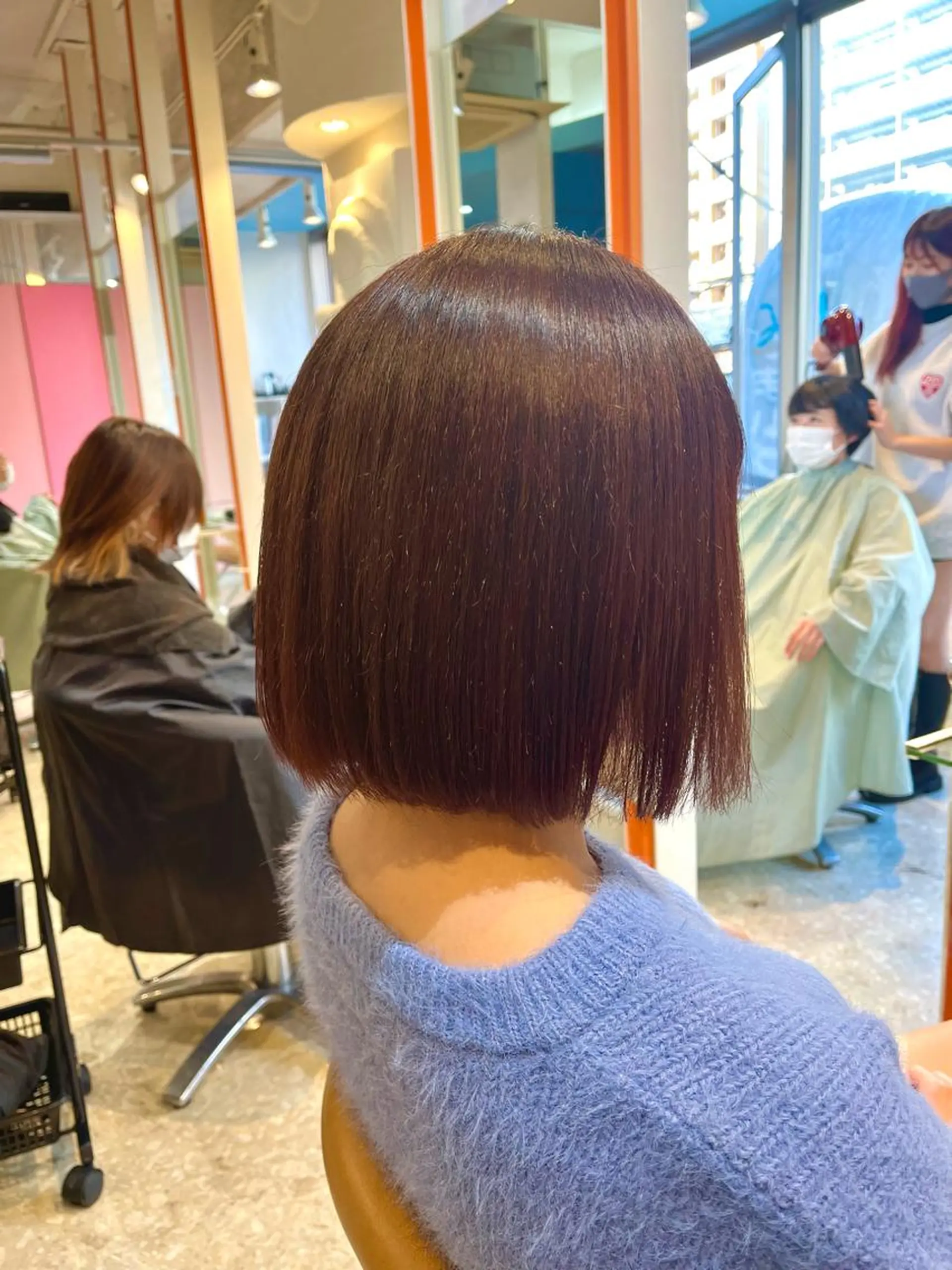 ミディアム カラー カット ヘアカラー 縮毛矯正 うしだ かおるのヘアスタイル