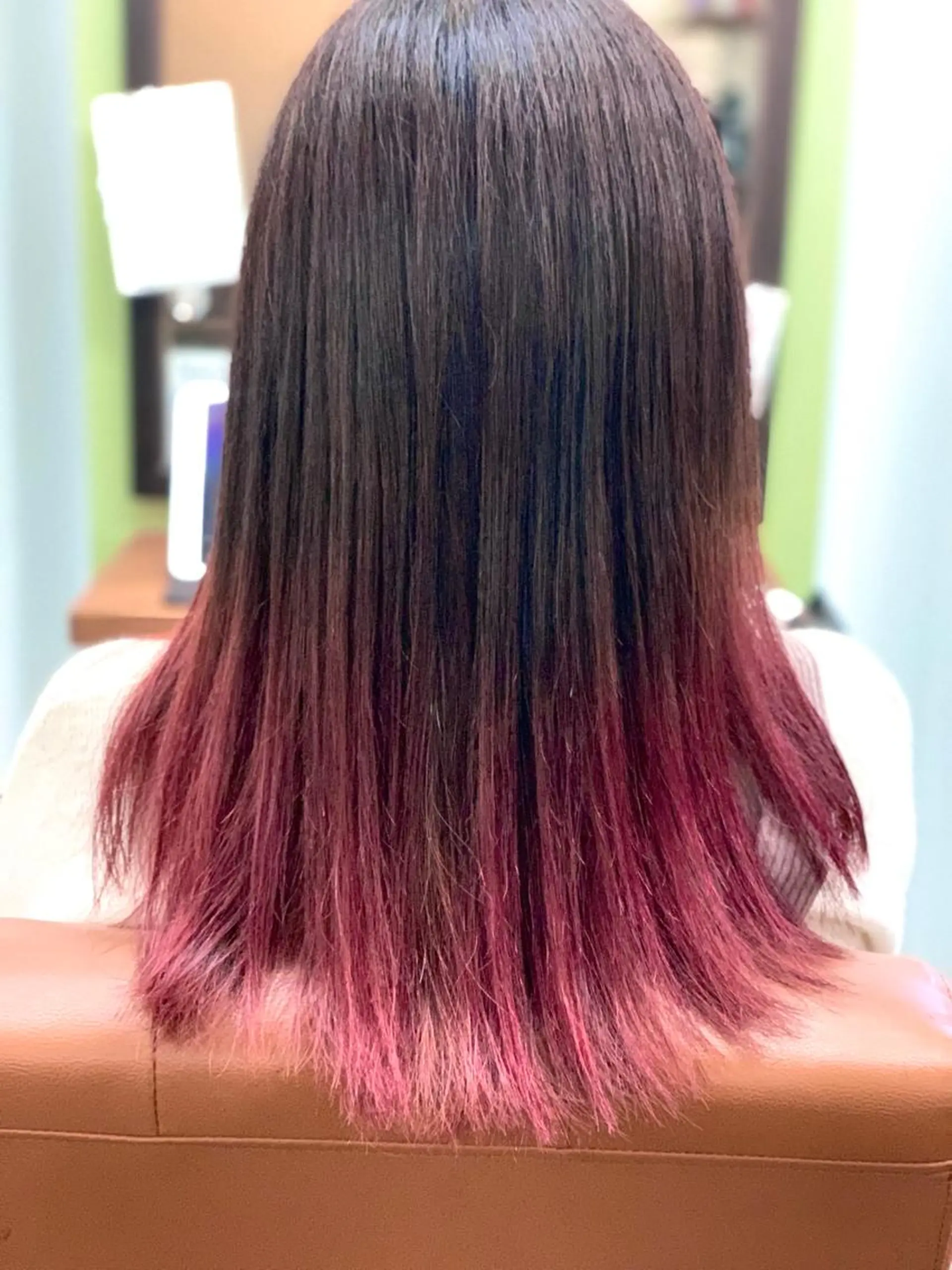 ミディアム 縮毛矯正 ブリーチ毛に縮毛矯正 ✨カラー✨山田 正幸のヘアスタイル