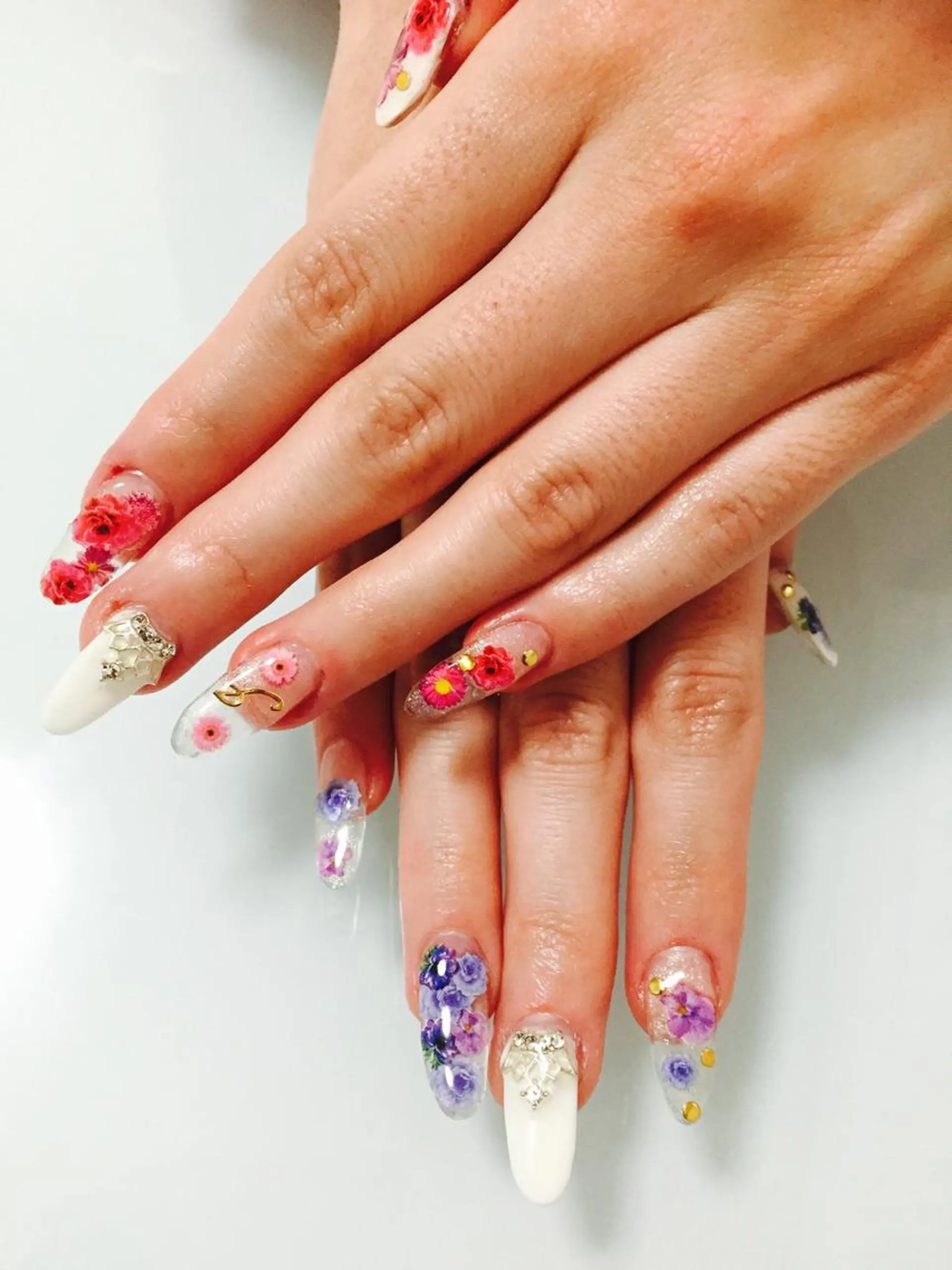 ロング ネイル ハンドネイル ハンドケア 💎ビューティサロン 湘南　RIRAN💎のネイルデザイン