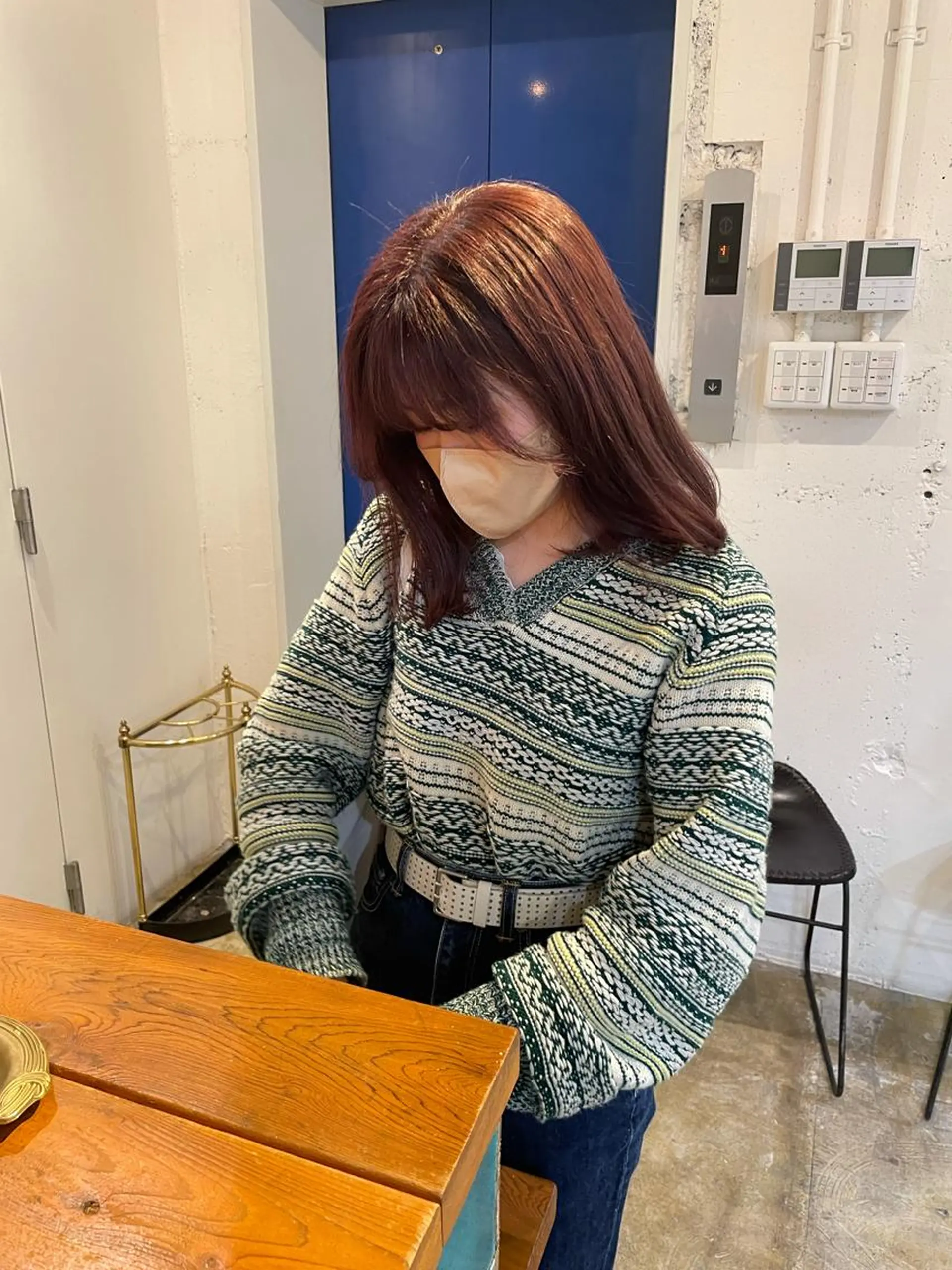 セミロング カラー ブリーチ ラベンダーカラー ラベンダーピンク ピンクカラー カット ヘアカラー トリートメント MIOベージュカラー 柔らかいカラーのヘアスタイル