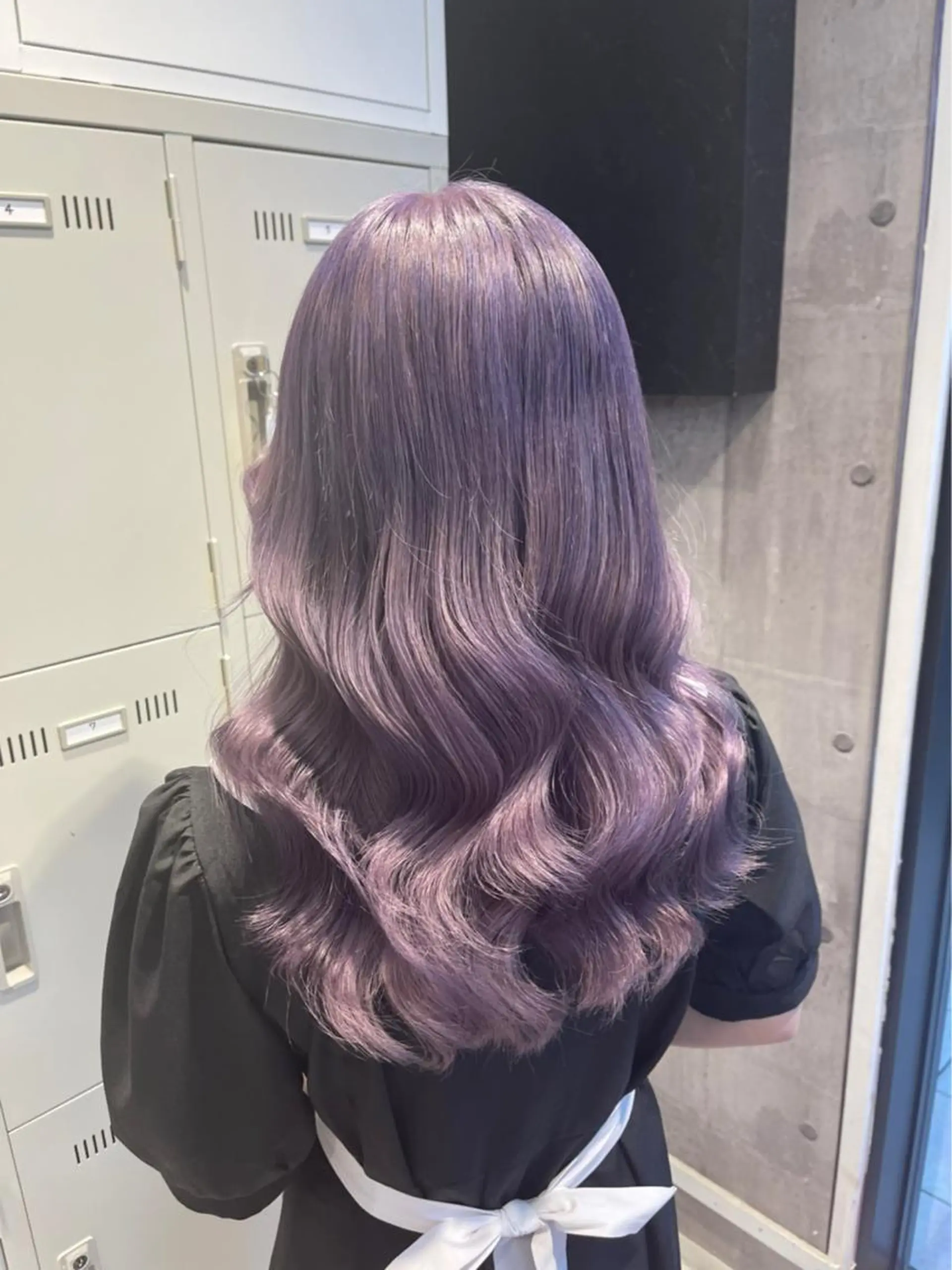 セミロング カラー アッシュ アッシュグレー アッシュグレージュ バレイヤージュ ミストバング ヘアカラー トリートメント ヘアセット 韓国ヘア特化💍 tiam💍ブリーチのヘアスタイル