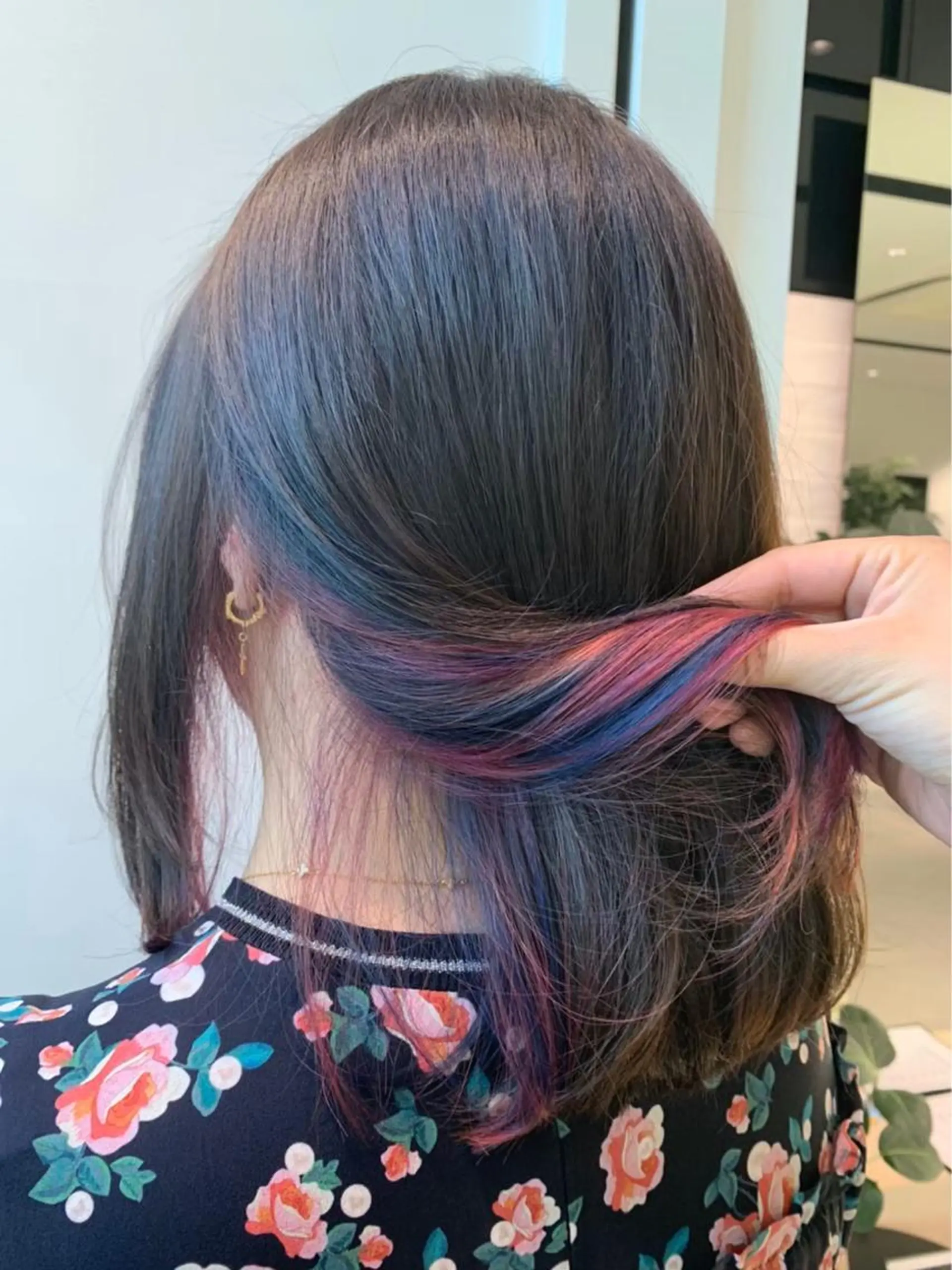 セミロング カラー ヘアアレンジ HairSignature所属・ブリーチ指名神戸 No.1美容師RENのヘアスタイル