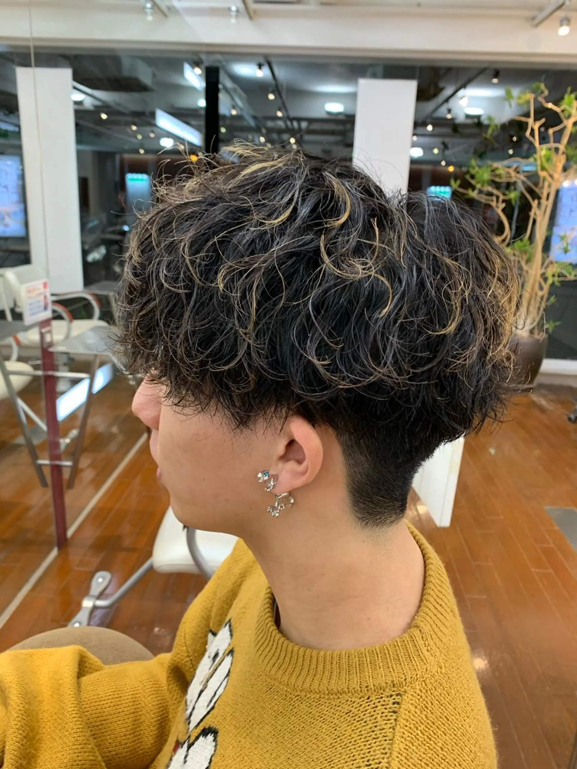 パーマ メンズ メンズパーマ 波巻きパーマ スパイラルパーマ カット パーマ メンズパーマ/ 新潟駅/佐藤裕のヘアスタイル