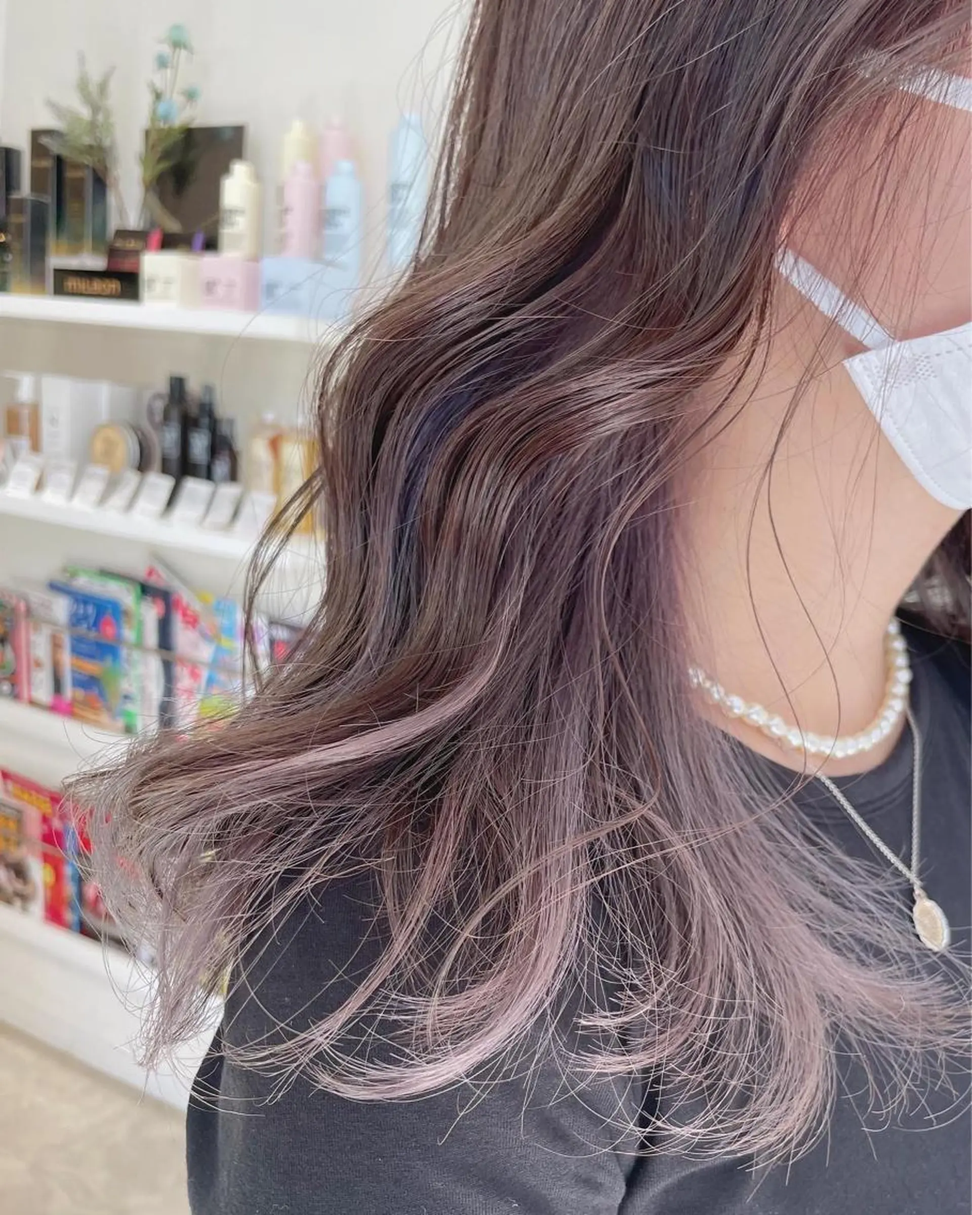 セミロング ヘアカラー Rina  のヘアスタイル