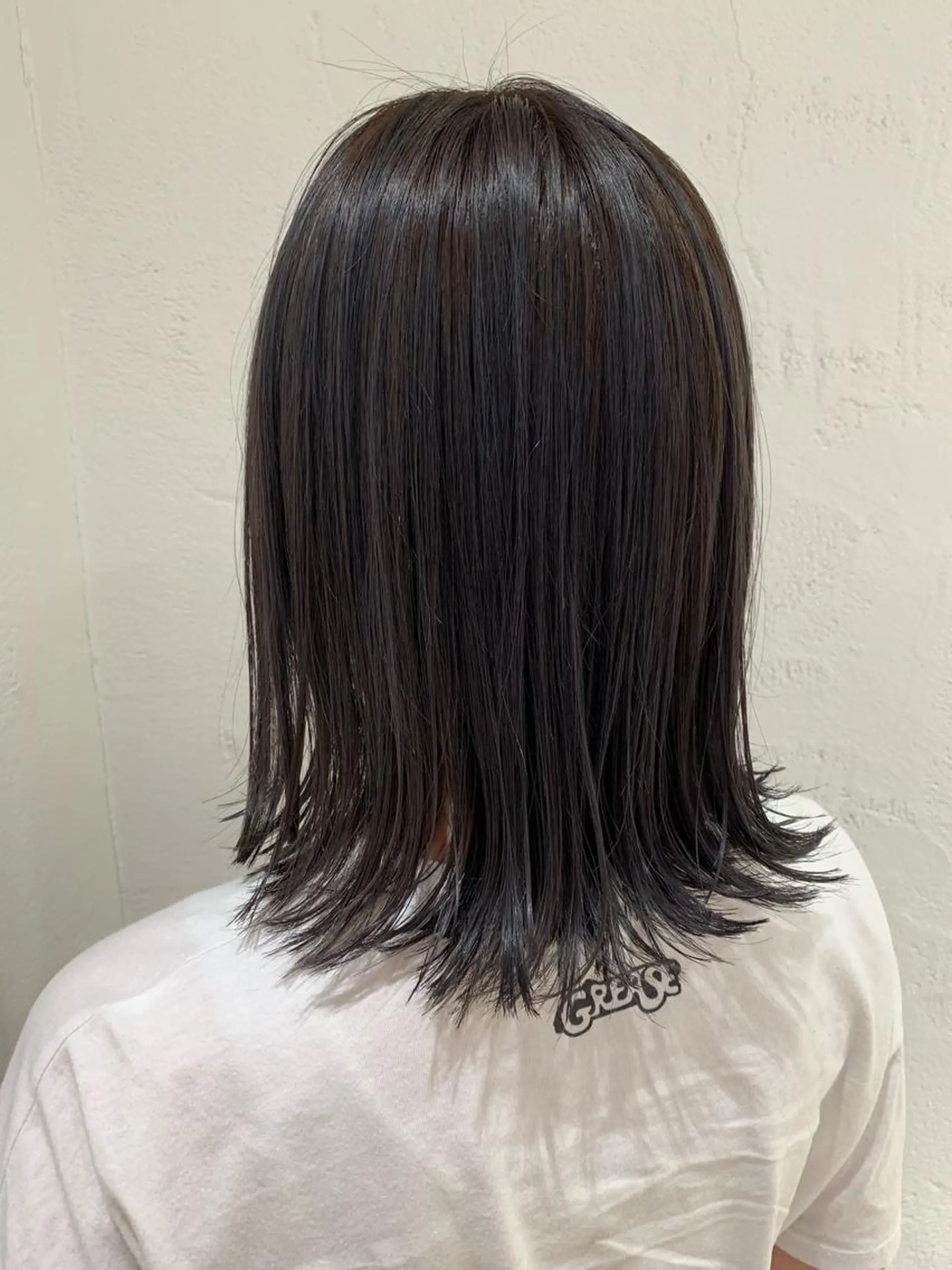 ミディアム カラー パーマ 韓国ヘア🇰🇷/ レイヤーカット✂︎のヘアスタイル