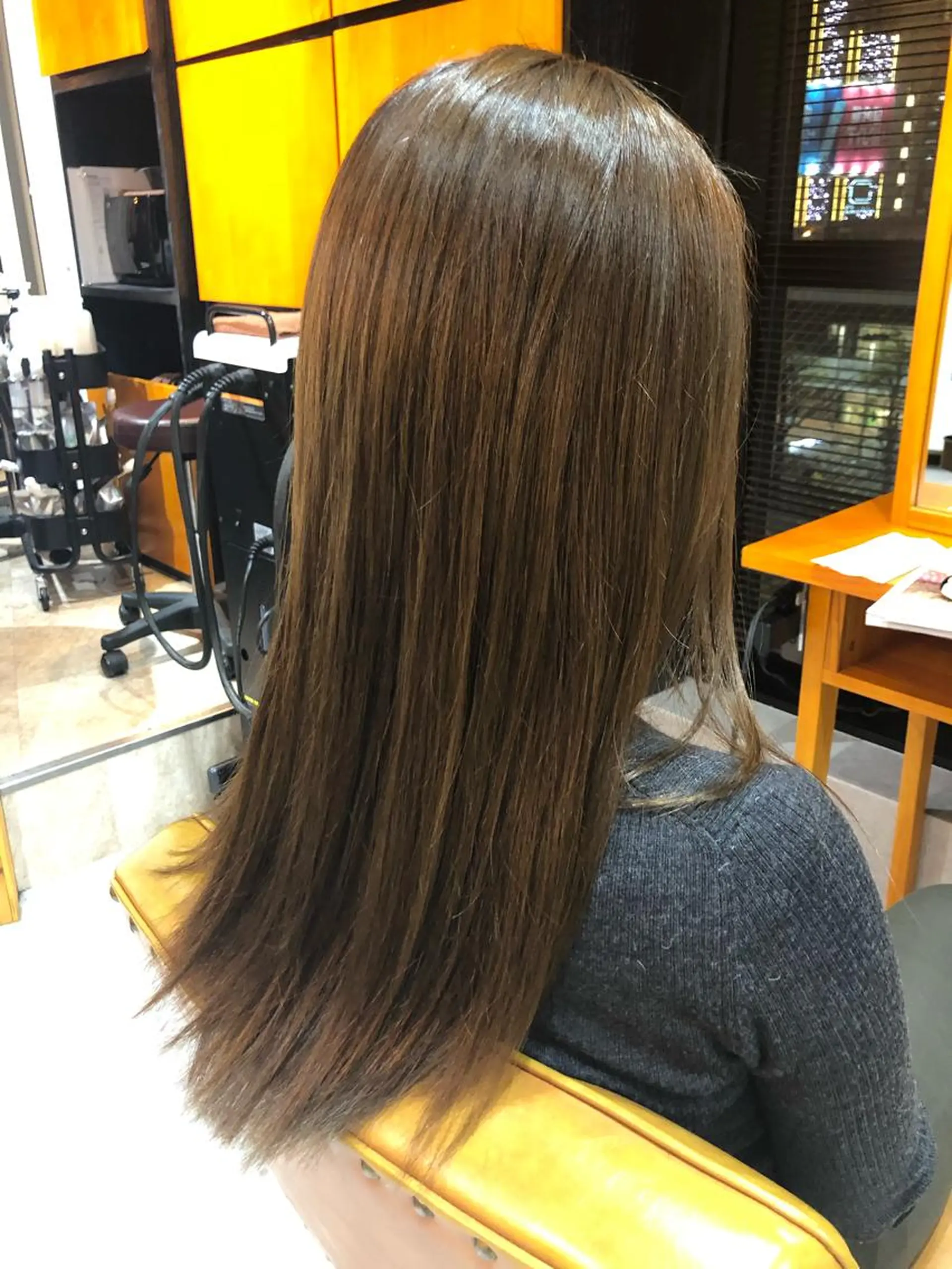 ロング カラー 脇谷 拓弥のヘアスタイル