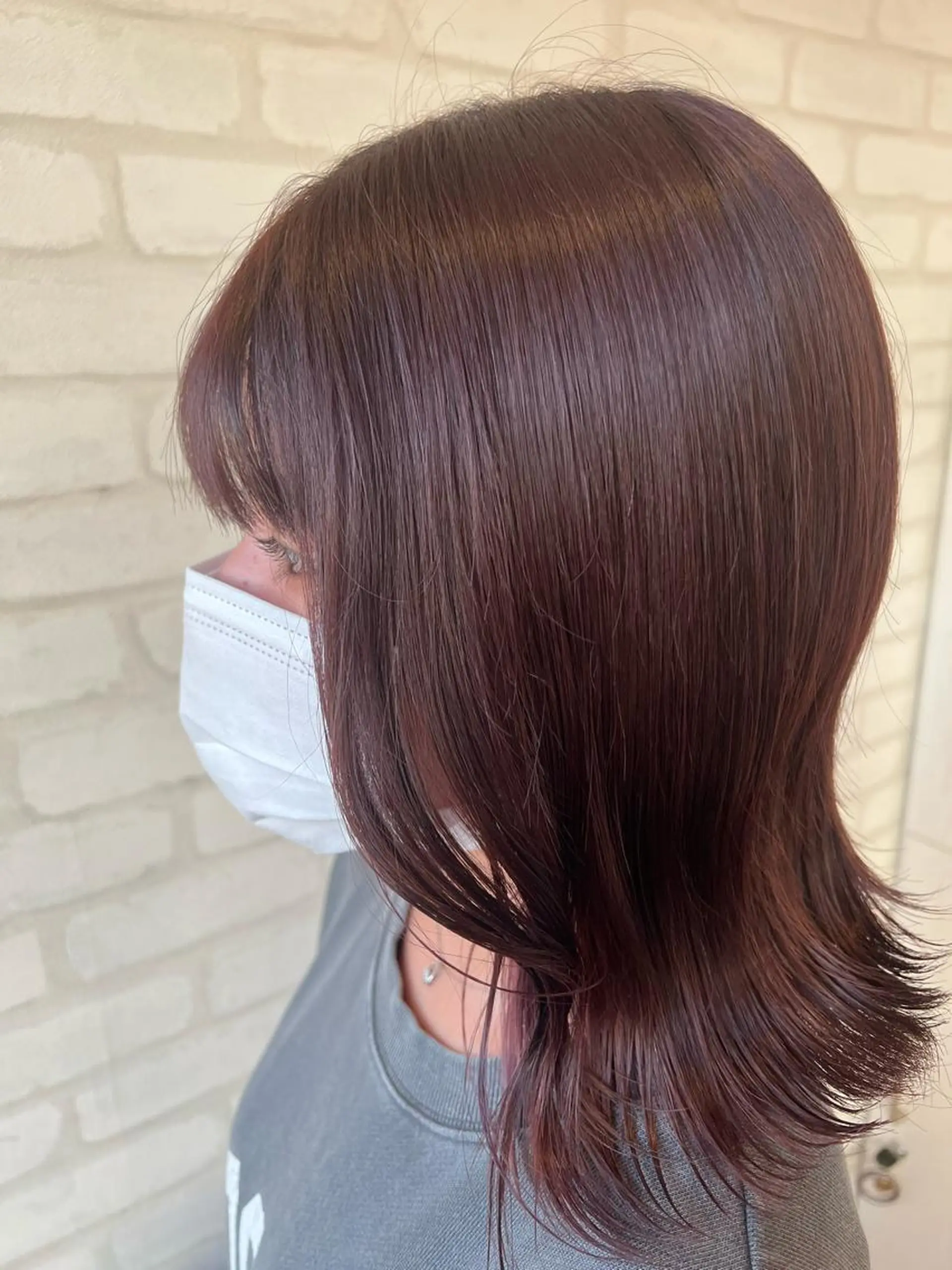 ミディアム カラー 石崎 真維のヘアスタイル