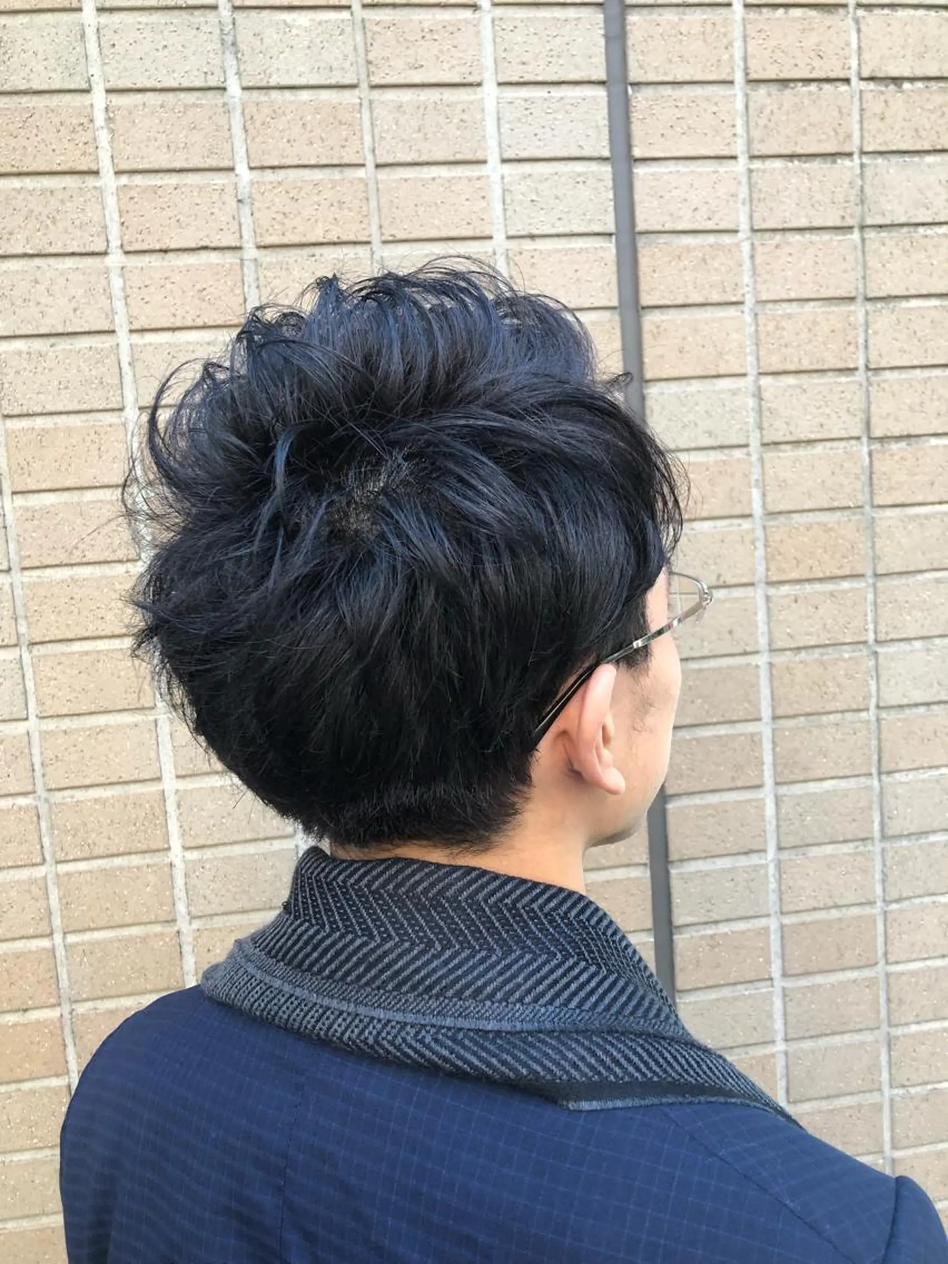 カラー メンズ 細めハイライト🩶 ボブ/レイヤーカットのヘアスタイル