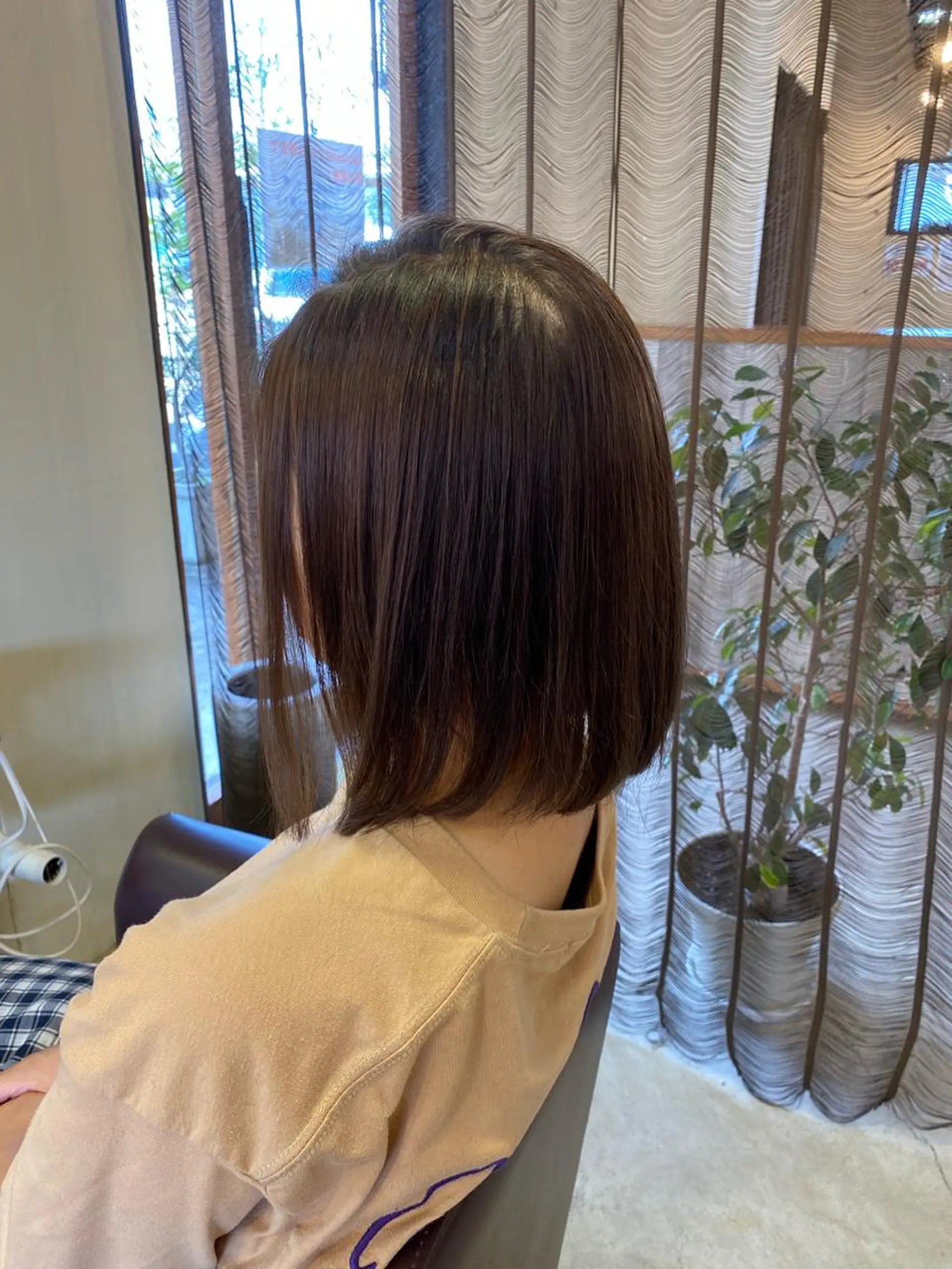 ミディアム カラー パーマ ヘアアレンジ アッシュ ベージュカラー SALOWIN京都河原町Suite店所属・外国人風レイヤー/ ハイトーンSHUのヘアスタイル