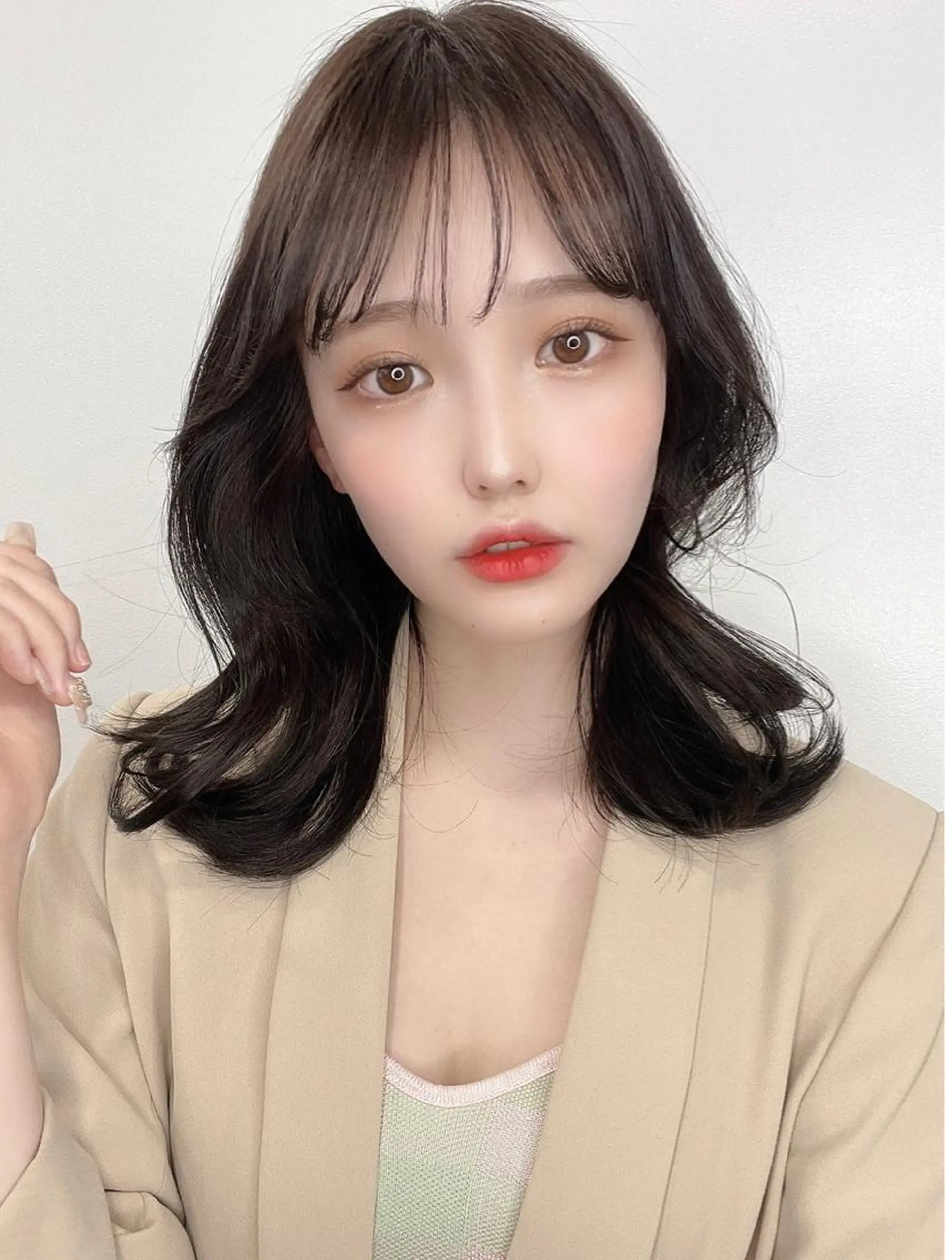 セミロング カラー ヘアアレンジ くびれヘア カット ヘアカラー トリートメント ヘアセット レイヤーカット指名 No.1💖マユカのヘアスタイル