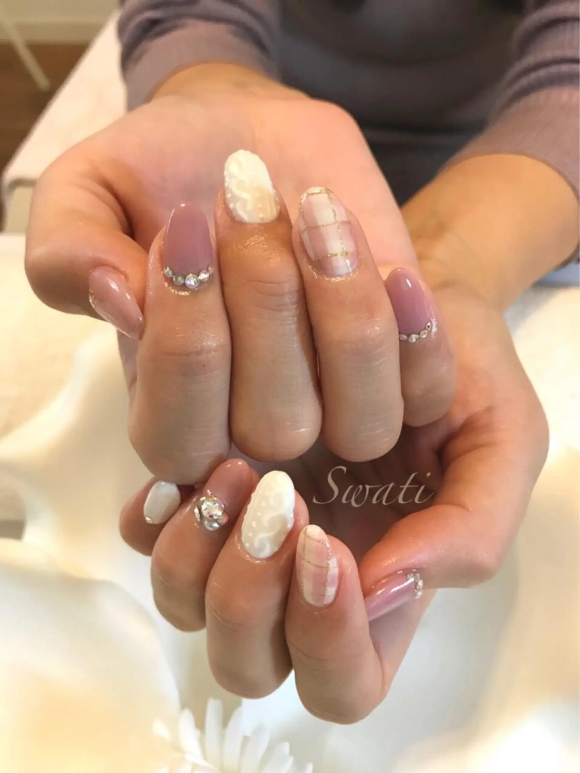 ネイル アートネイル オフィスネイル ピンク シンプルネイル 冬ネイル yuko （ネイリスト）のネイルデザイン