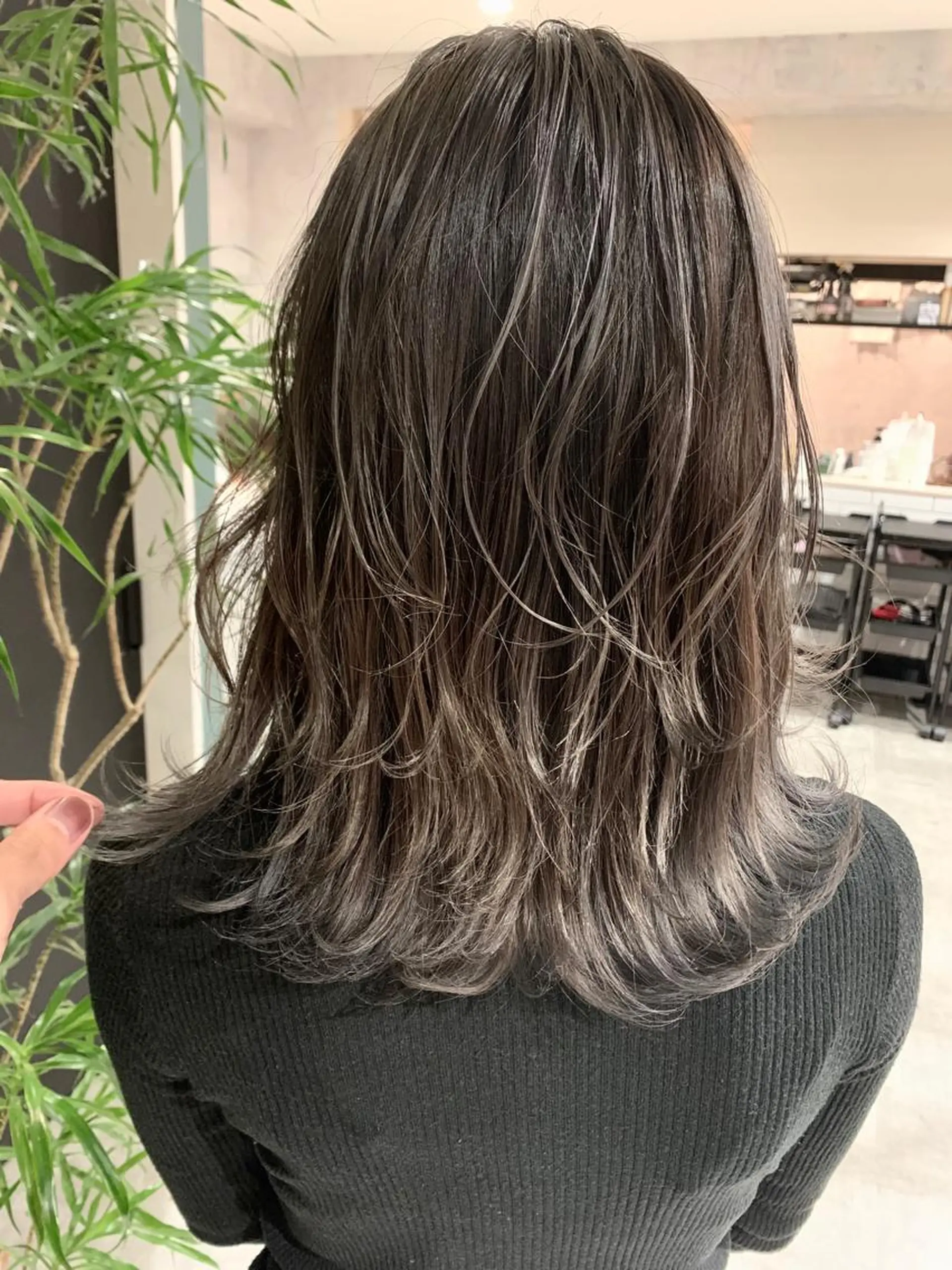 セミロング カラー 髪質改善will hairdesignのヘアスタイル