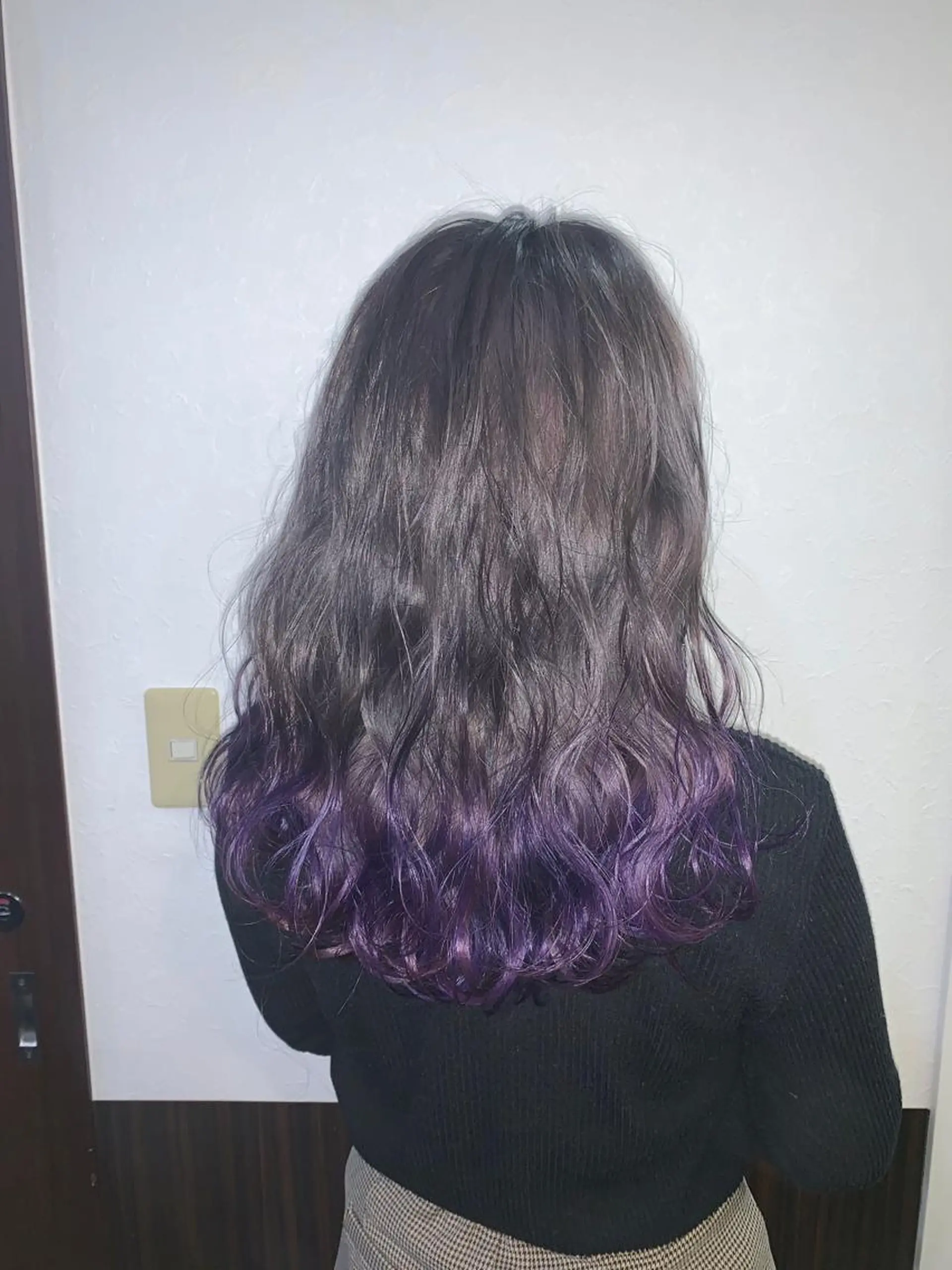 ミディアム カラー パープルカラー a-o横浜所属・色落ちまでキレイに！ ！女性サロンのヘアスタイル