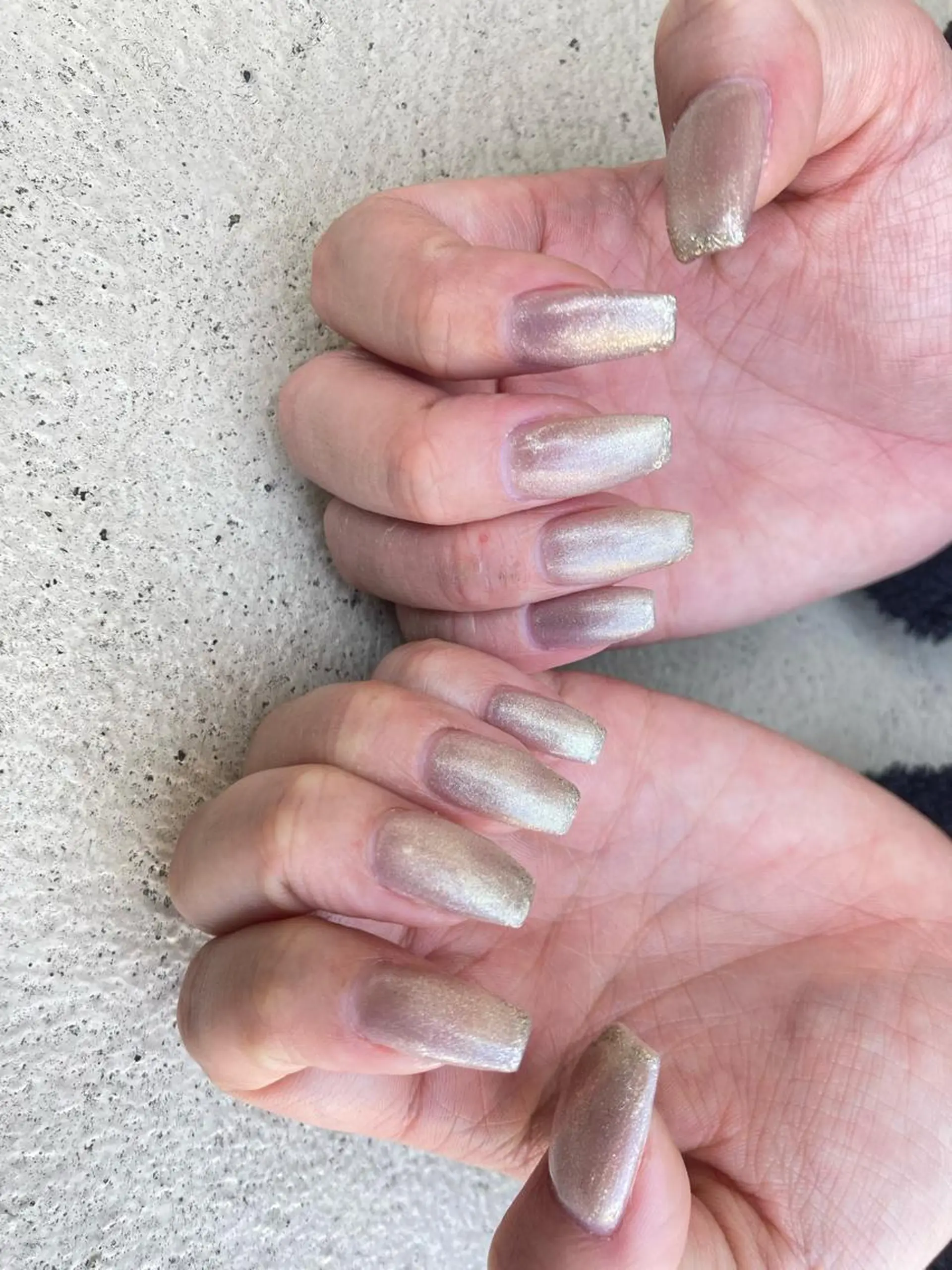 ミディアム ネイル ハンドネイル フットネイル ✴︎ Delightのネイルデザイン