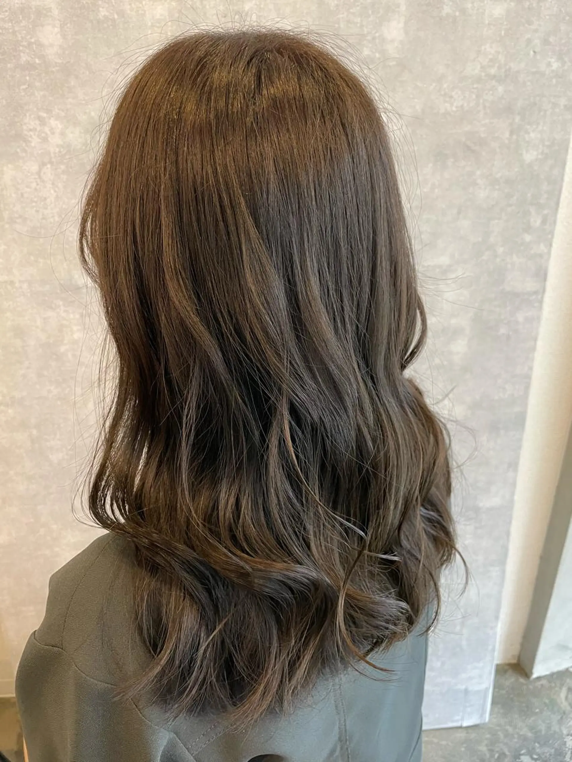 ロング カラー 艶カラー 藤澤さくらのマツエク・マツパデザイン