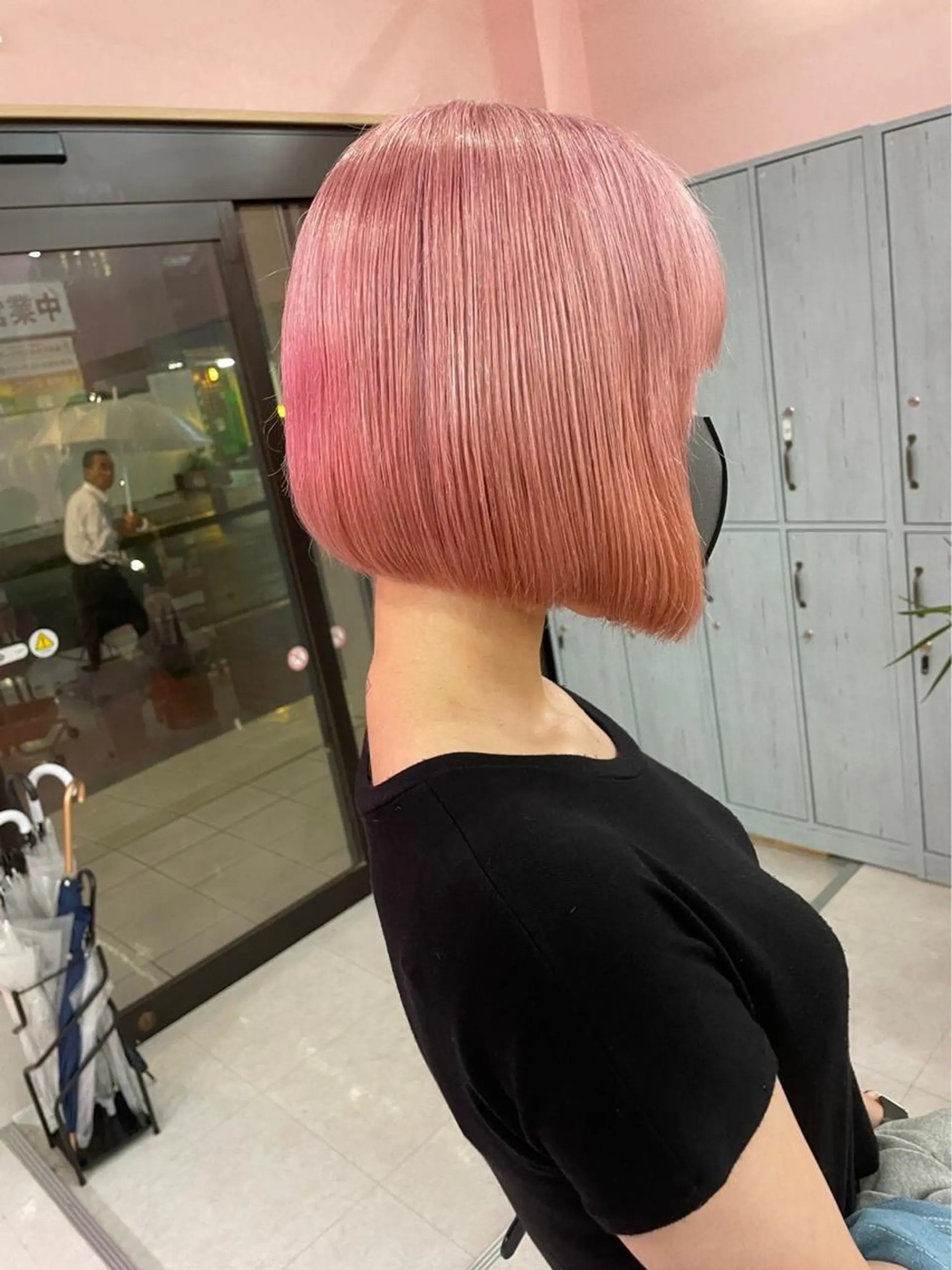 ショート カラー ブリーチ ハイトーンカラー ショートヘア メンズ特化/パーマ/ 骨格矯正カット/真人のヘアスタイル