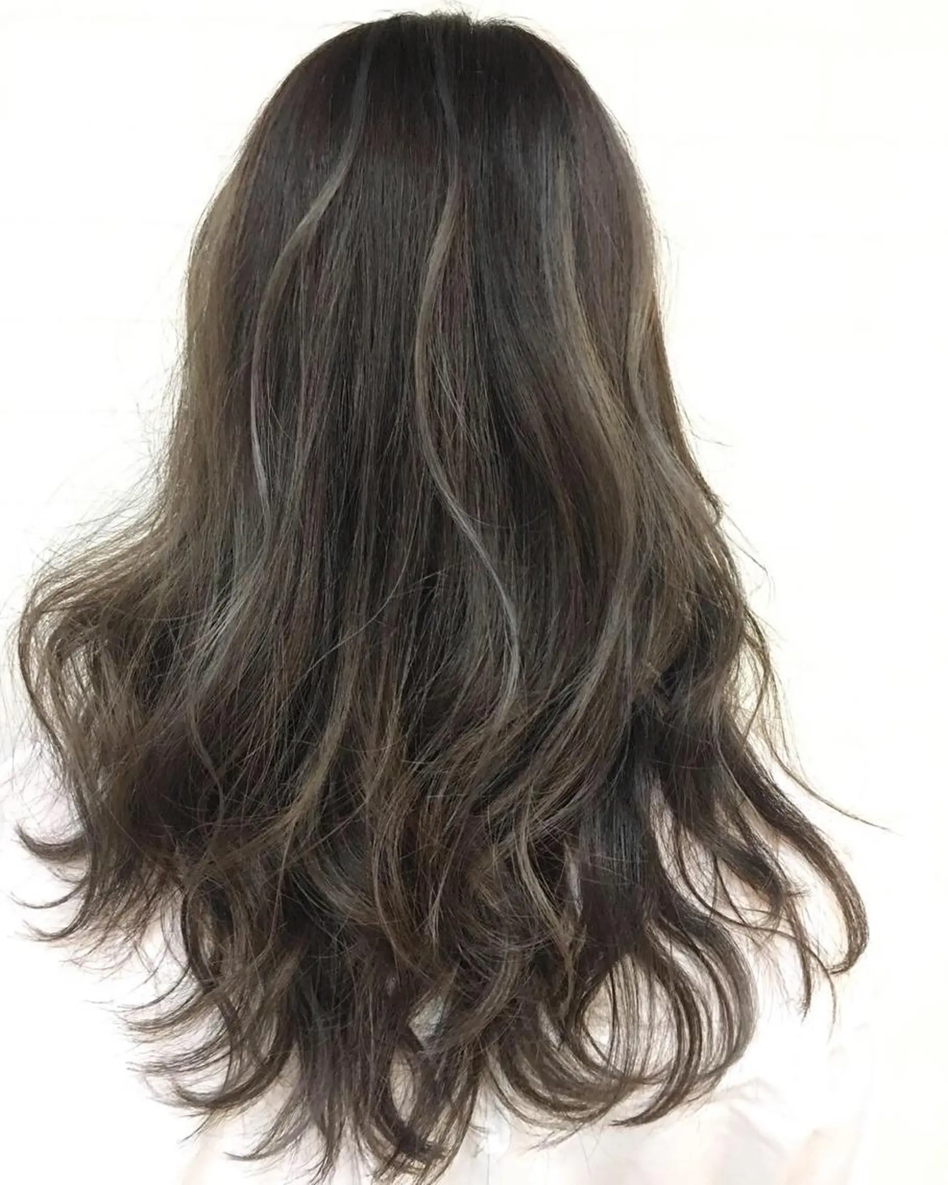 ロング カラー ハイライトカラー ハイライト Agu  hair rupia 金沢店所属・金沢美容室/ 艶髪/夜営業/JINのヘアスタイル