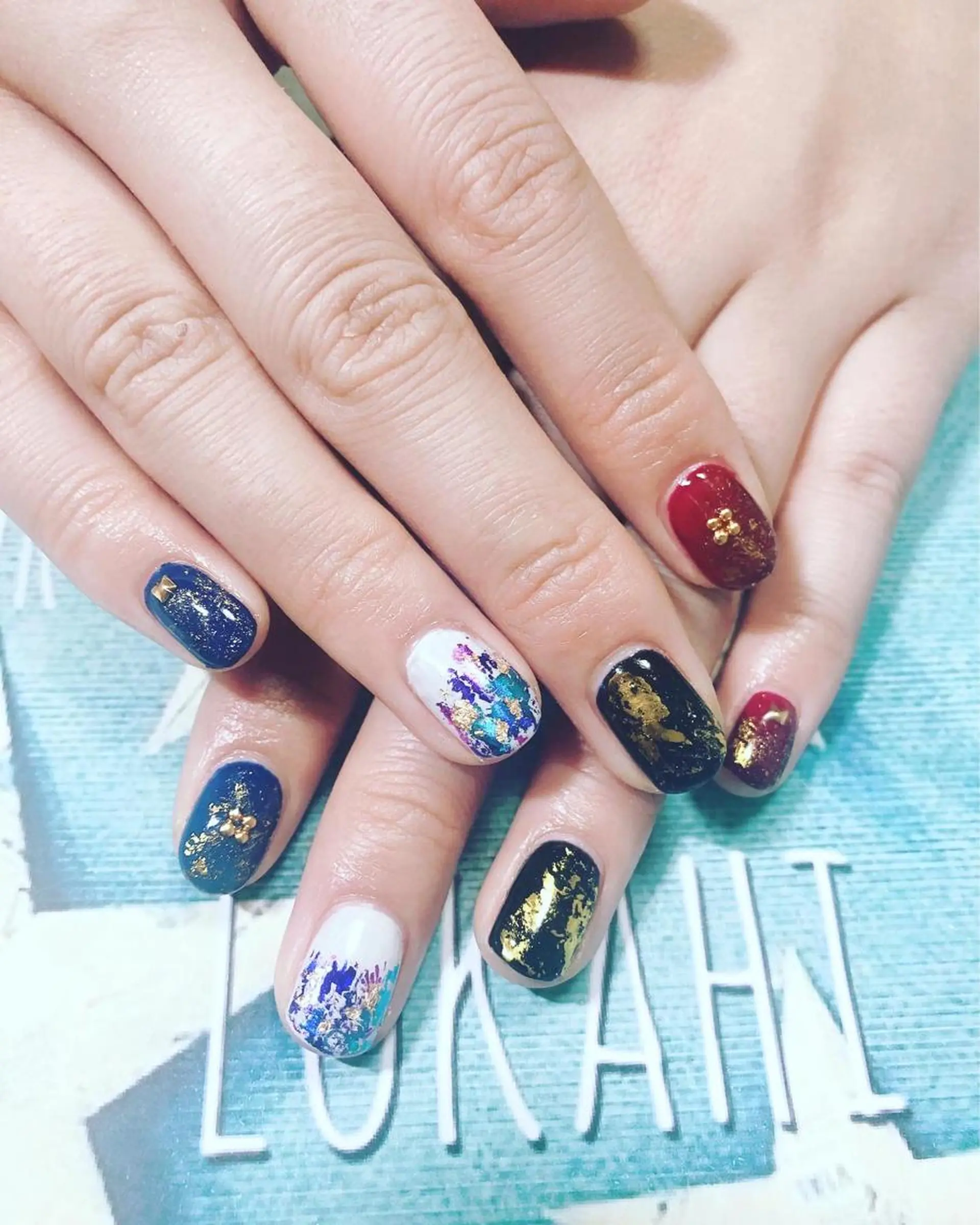 ネイル ハンドネイル フットネイル Lokahi NAILのネイルデザイン