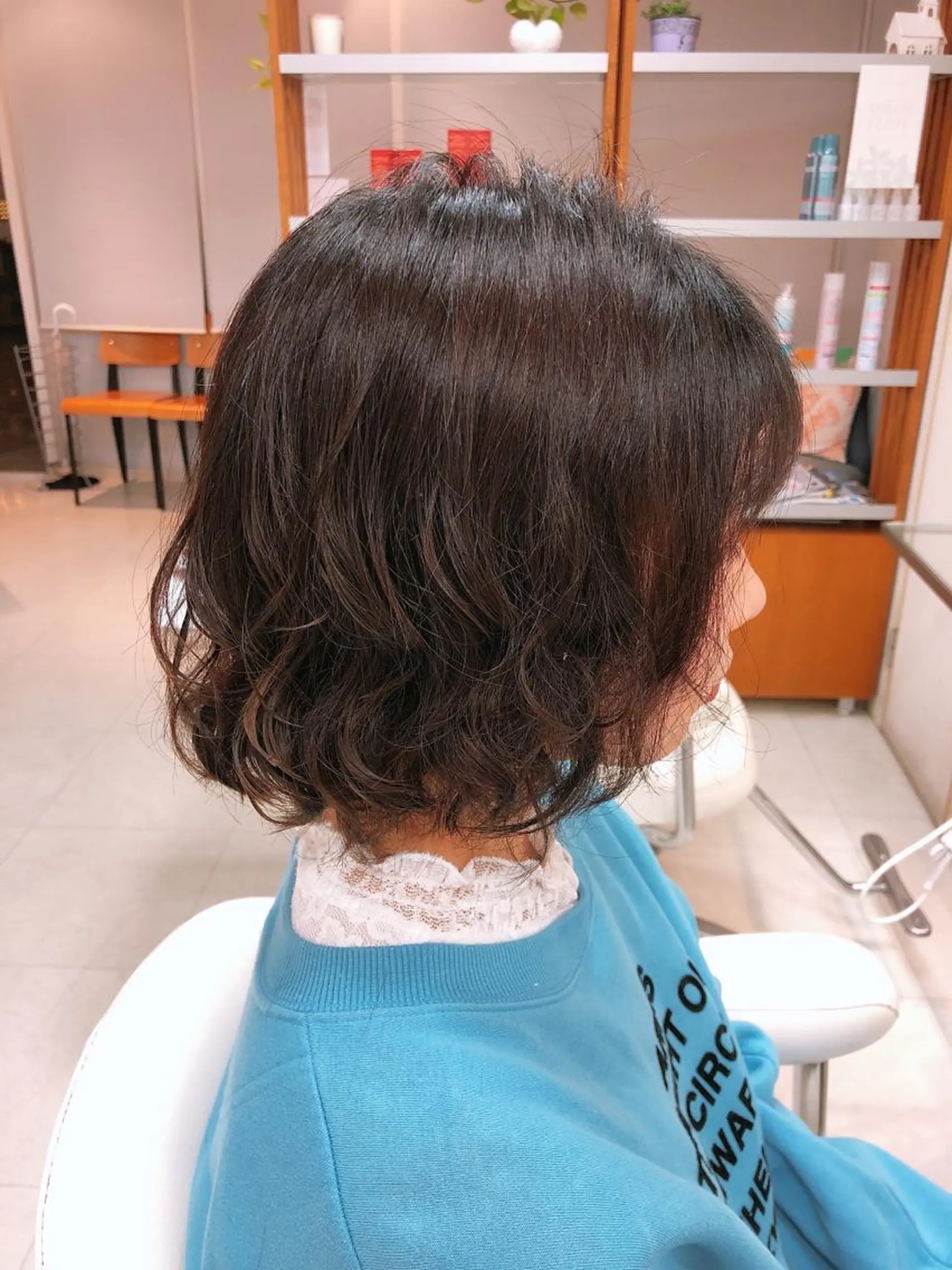 ショート ボブ 阿部 美咲のヘアスタイル