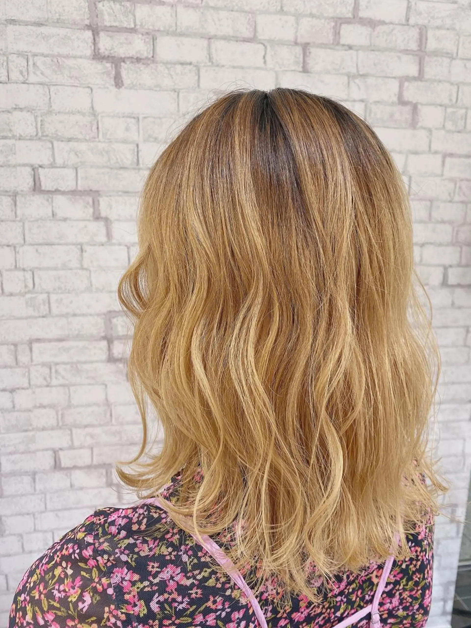 ミディアム カラー ヘアアレンジ ブリーチなし艶カラー 東家のヘアスタイル