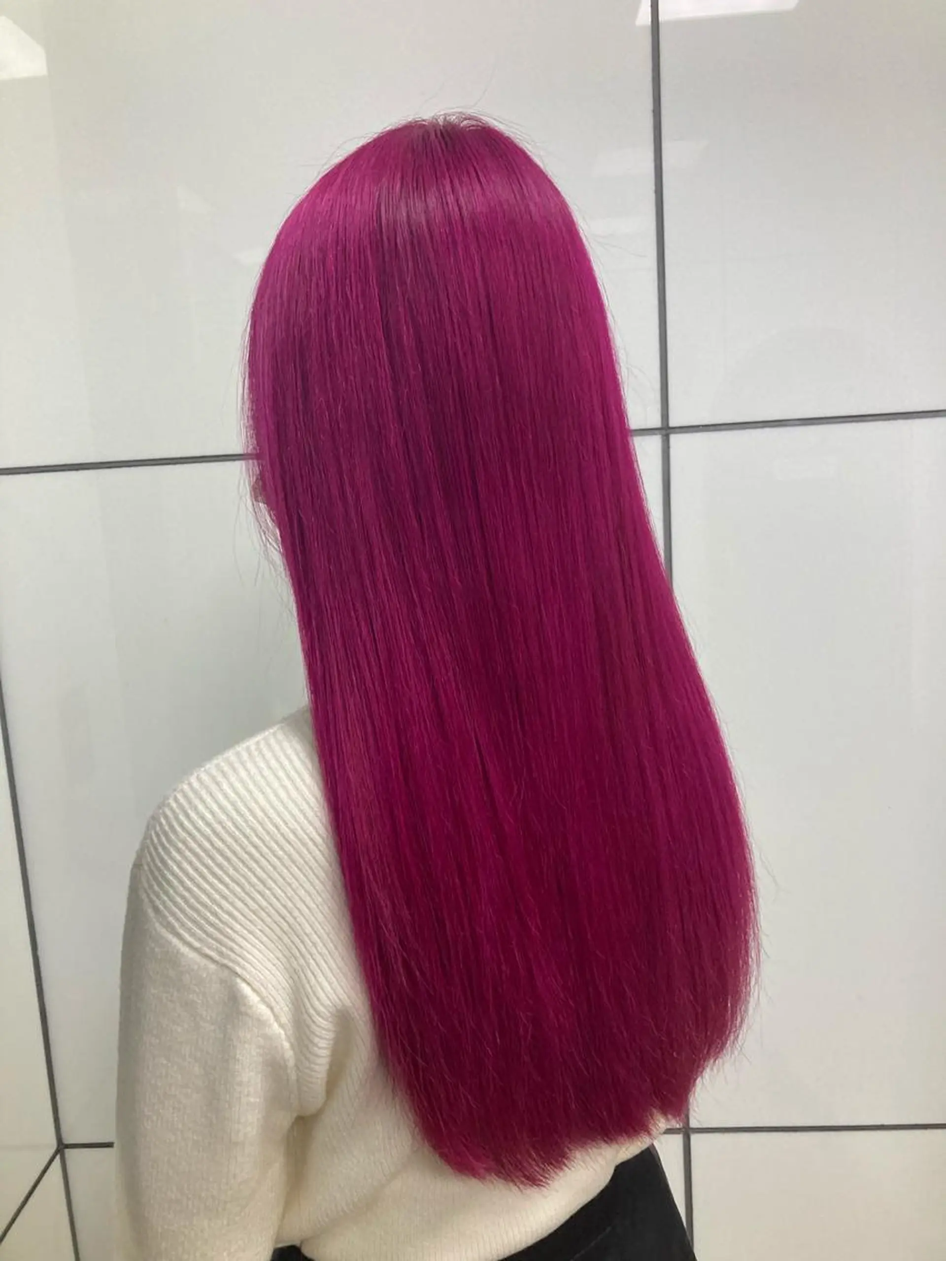 セミロング カラー ピンクカラー ヘアカラー 髪質改善/痛ませ ないカラー/西村航大のヘアスタイル