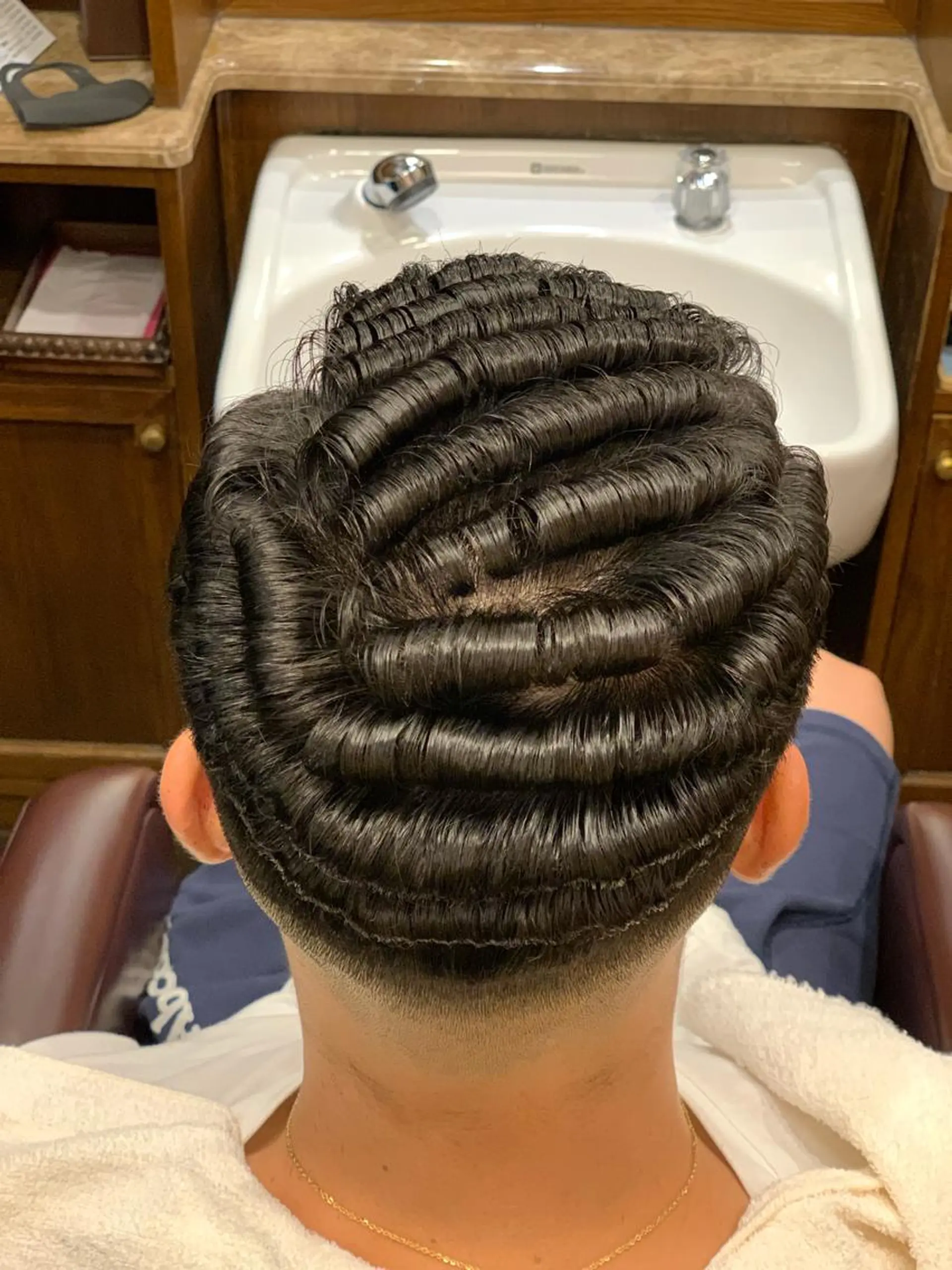 ショート HIRO銀座　バーバーショップ丸の内所属・ヒロ銀座 林のヘアスタイル