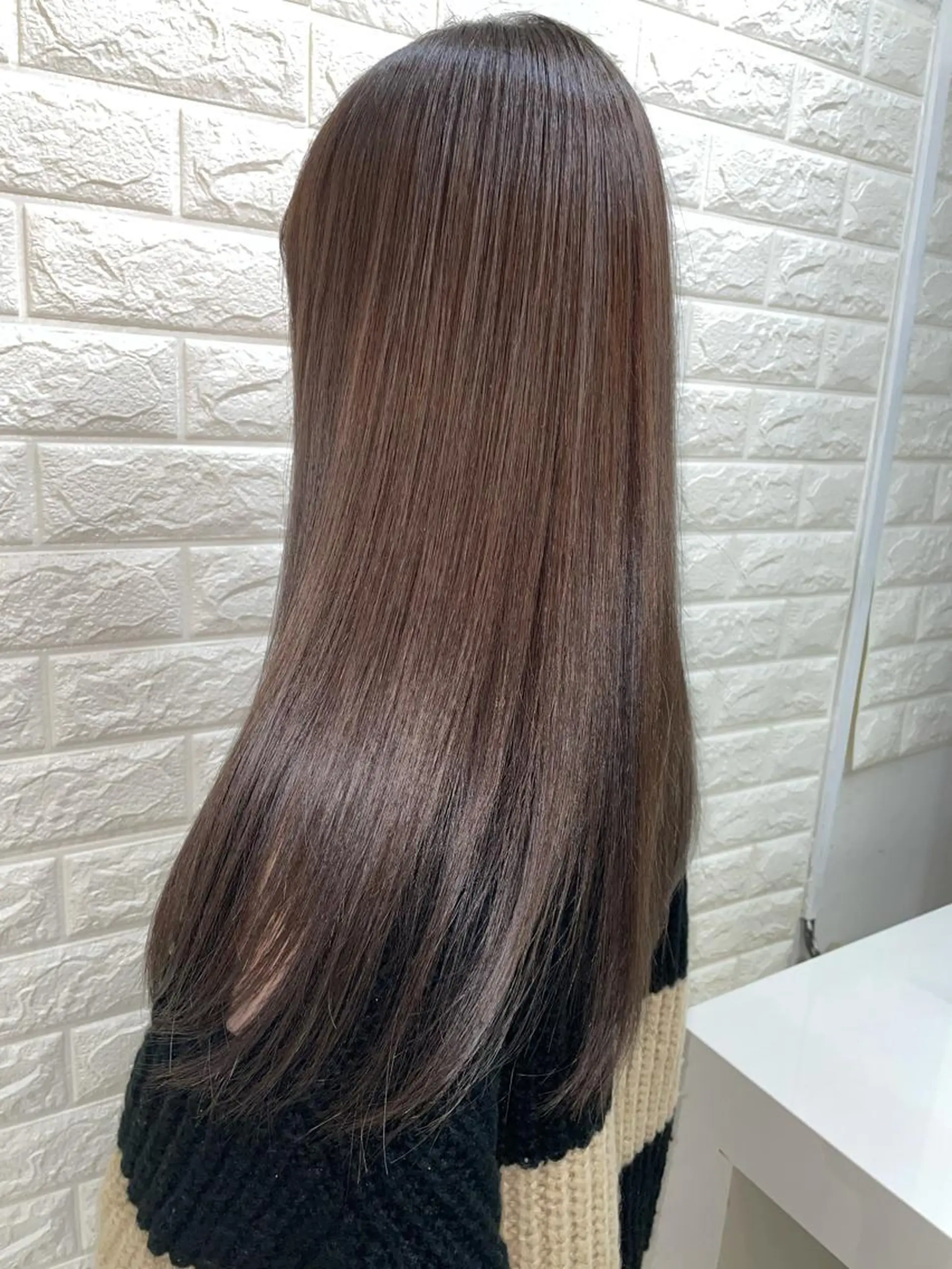 ロング カラー パーマ ヘアアレンジ メンズ キッズ ネイル マツエク・マツパ アクアカラー 髪質改善 トリートメント 20代半ば上質なへア ケア 髪質改善 大西のヘアスタイル