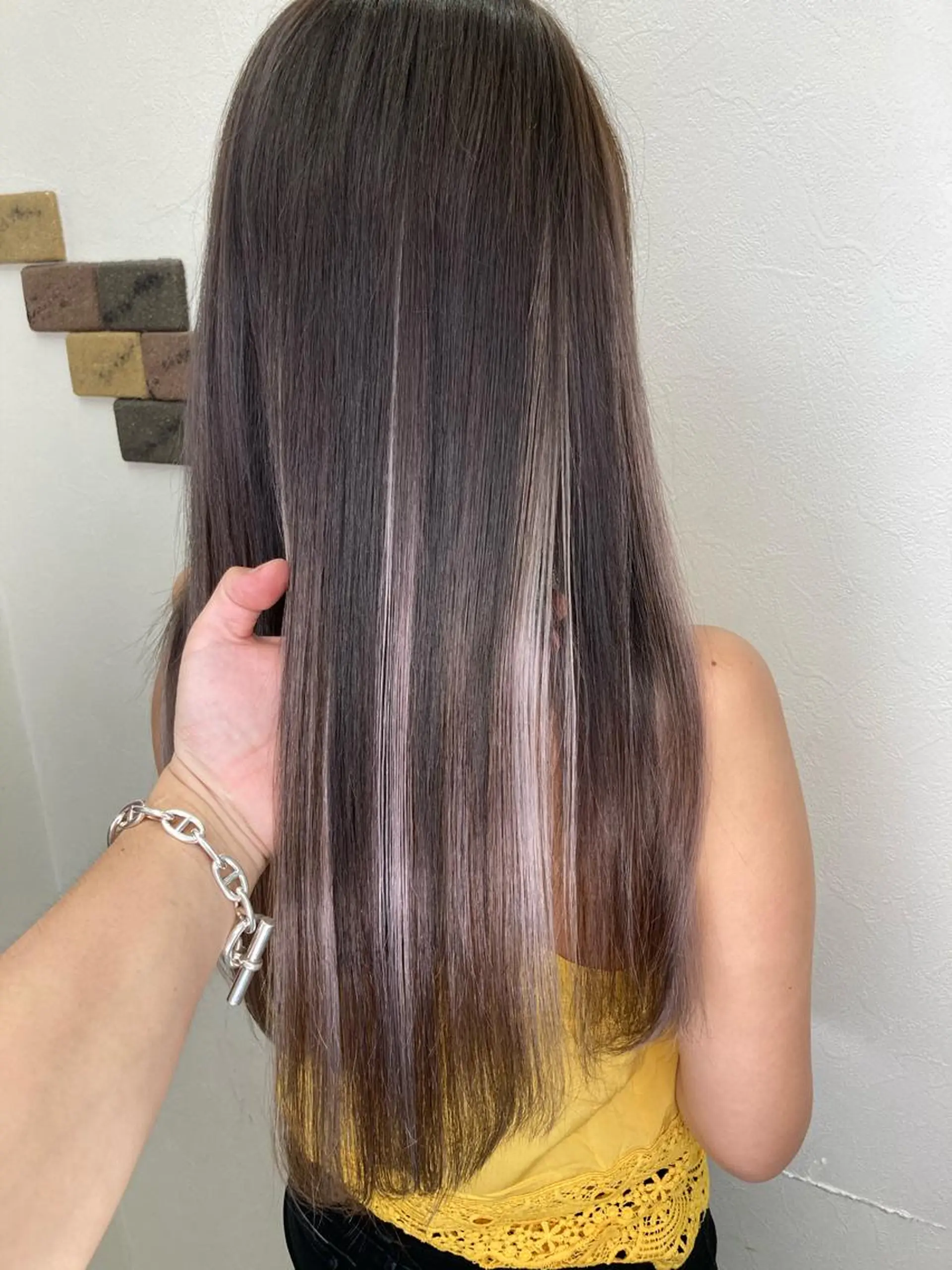 セミロング カラー ハイライトカラー エクステ ハイライト KEISUKE🐶 ブリーチ/エクステのヘアスタイル