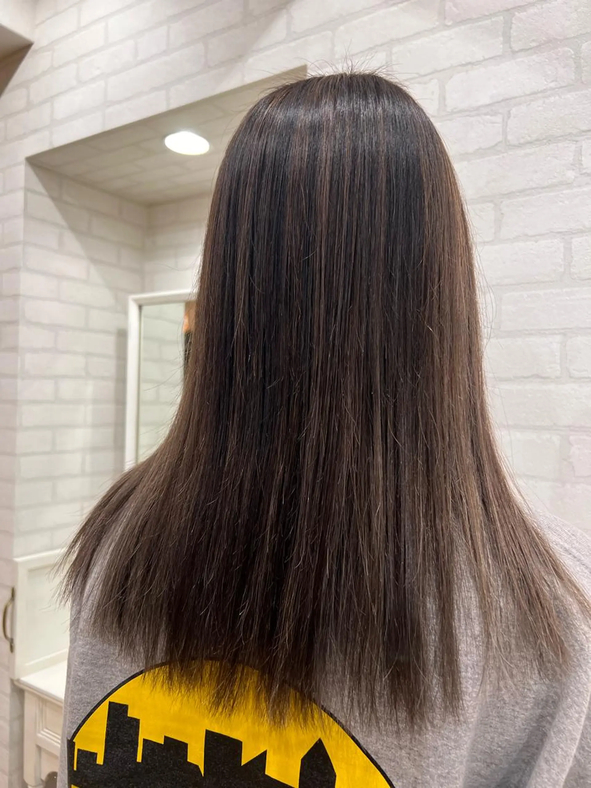 セミロング カラー 笹江 瑞穂のヘアスタイル