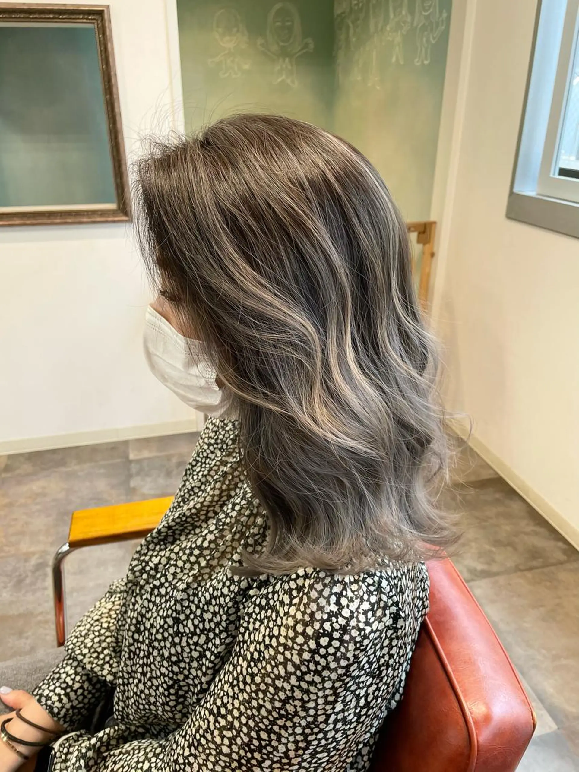 セミロング カラー ~tie.hair salon所属・Ryoka🌼倉敷/ ハイトーン/レイヤーのヘアスタイル