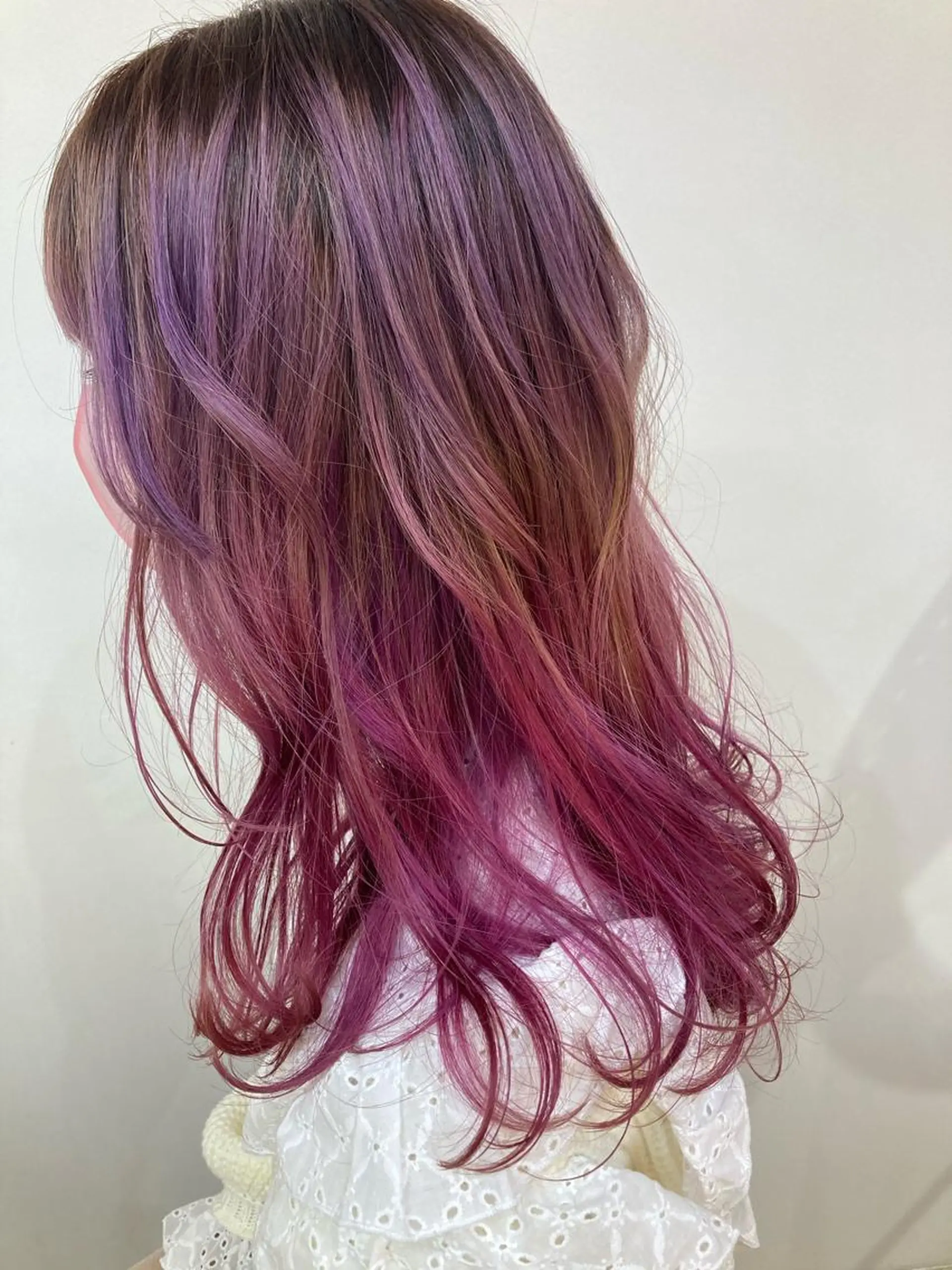 カラー カット ヘアカラー moriofromlondon原宿本店所属・fumikaブリーチ /ウルフのヘアスタイル