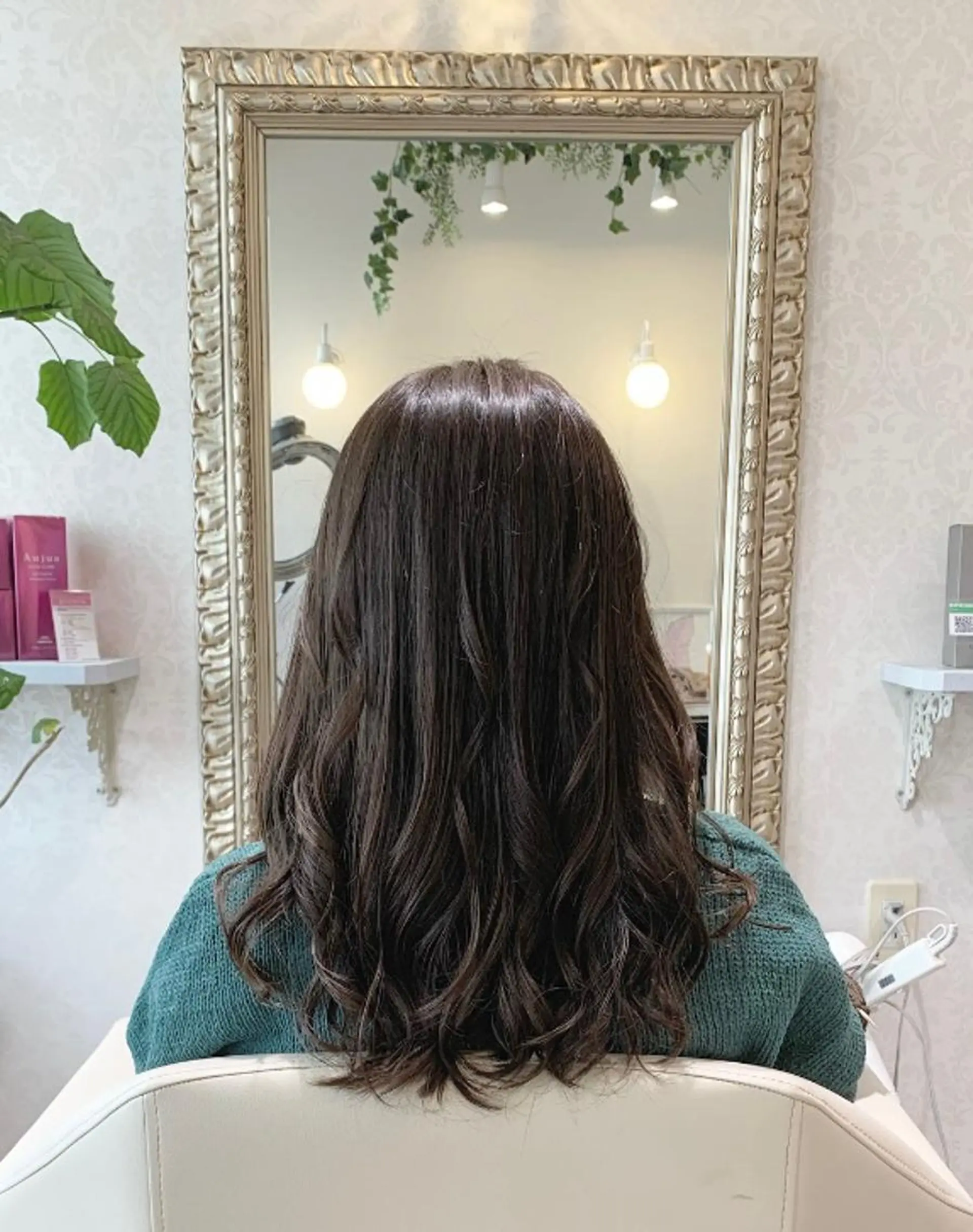 ロング カラー パーマ color coutureのヘアスタイル