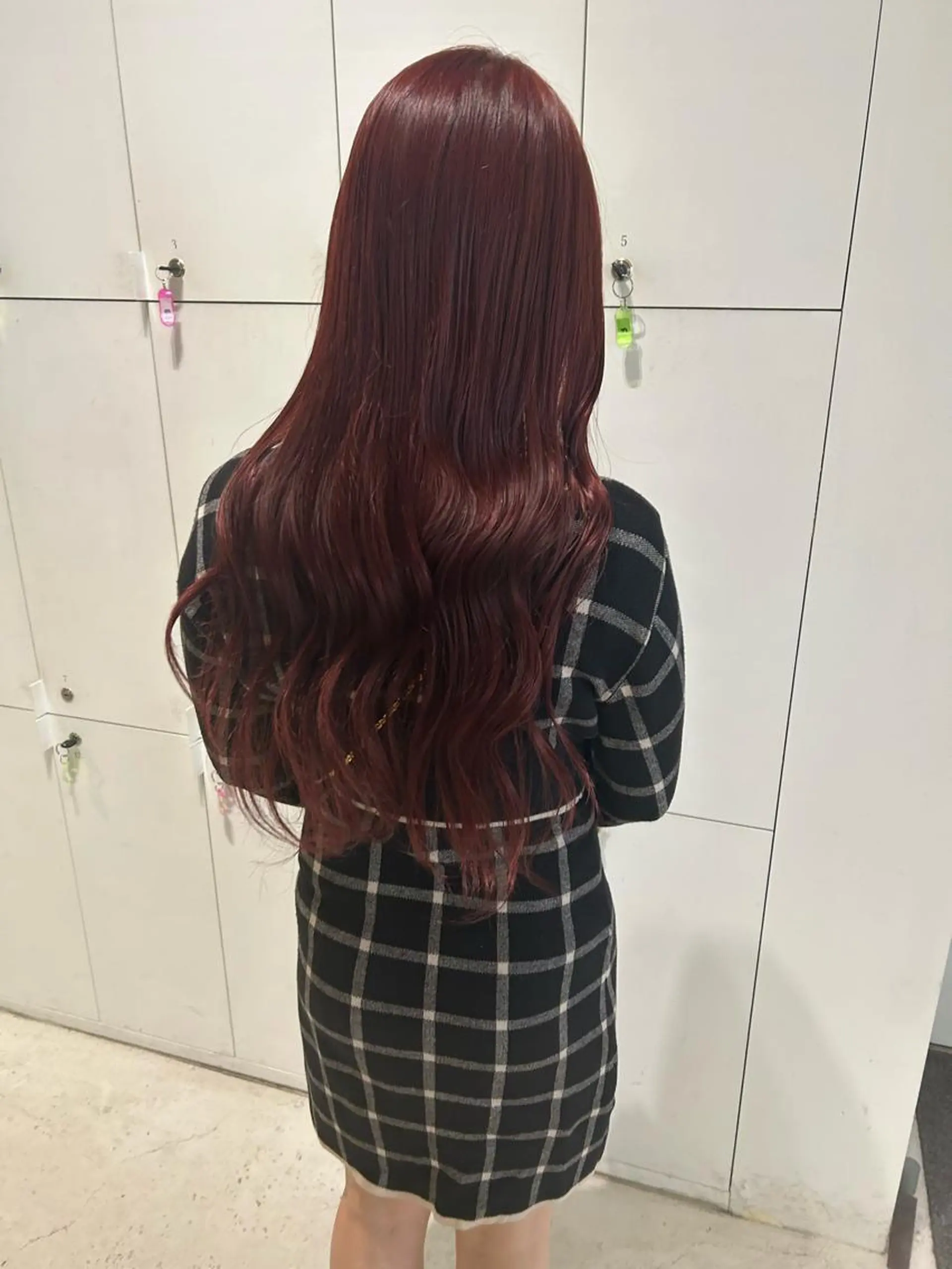 ロング カラー ブリーチ ブリーチなしカラー ピンクカラー カット ヘアカラー トリートメント 透明感カラー🫧 nanohaのヘアスタイル