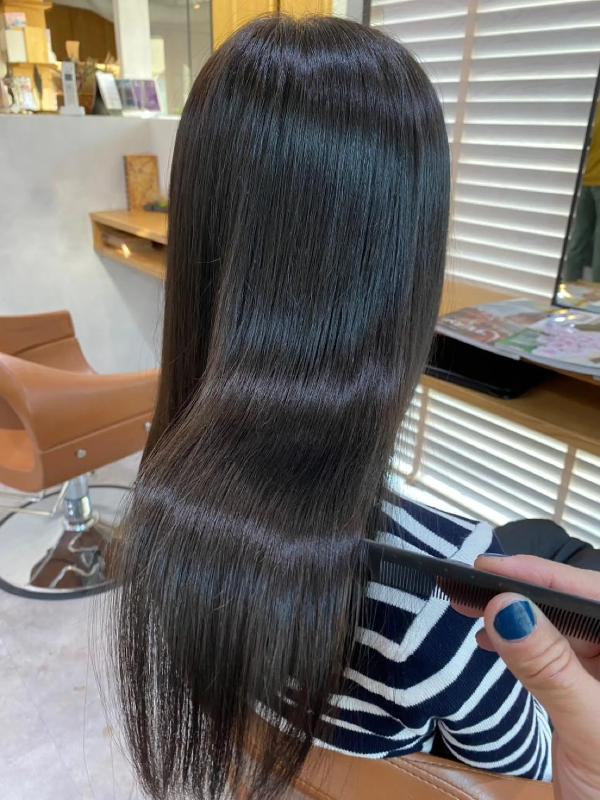 ロング サロウィン新宿三丁目所属・✨クセ・広がりで悩む 学生さんへ✨taroのヘアスタイル