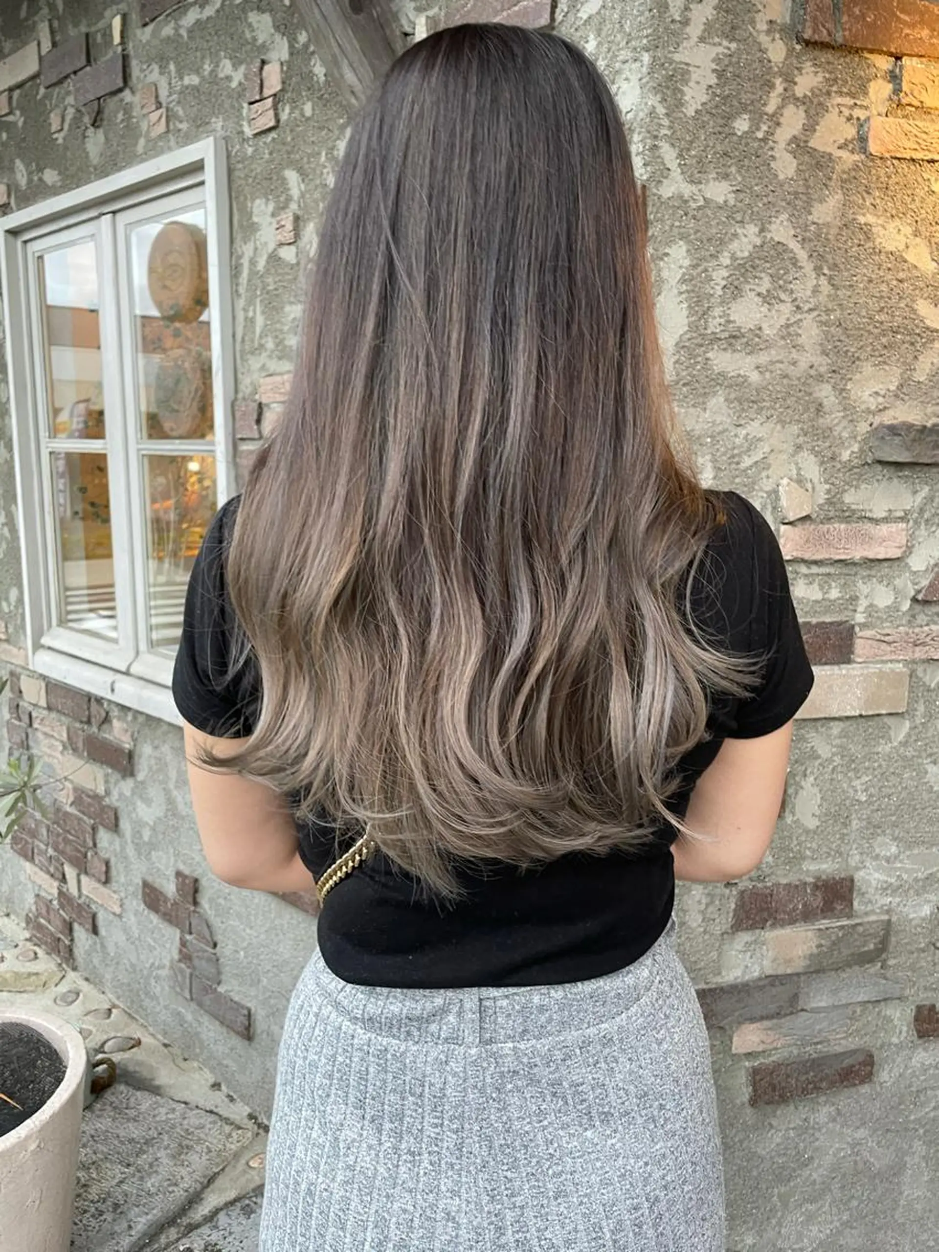 ロング gram岡崎南 KYOKOのヘアスタイル