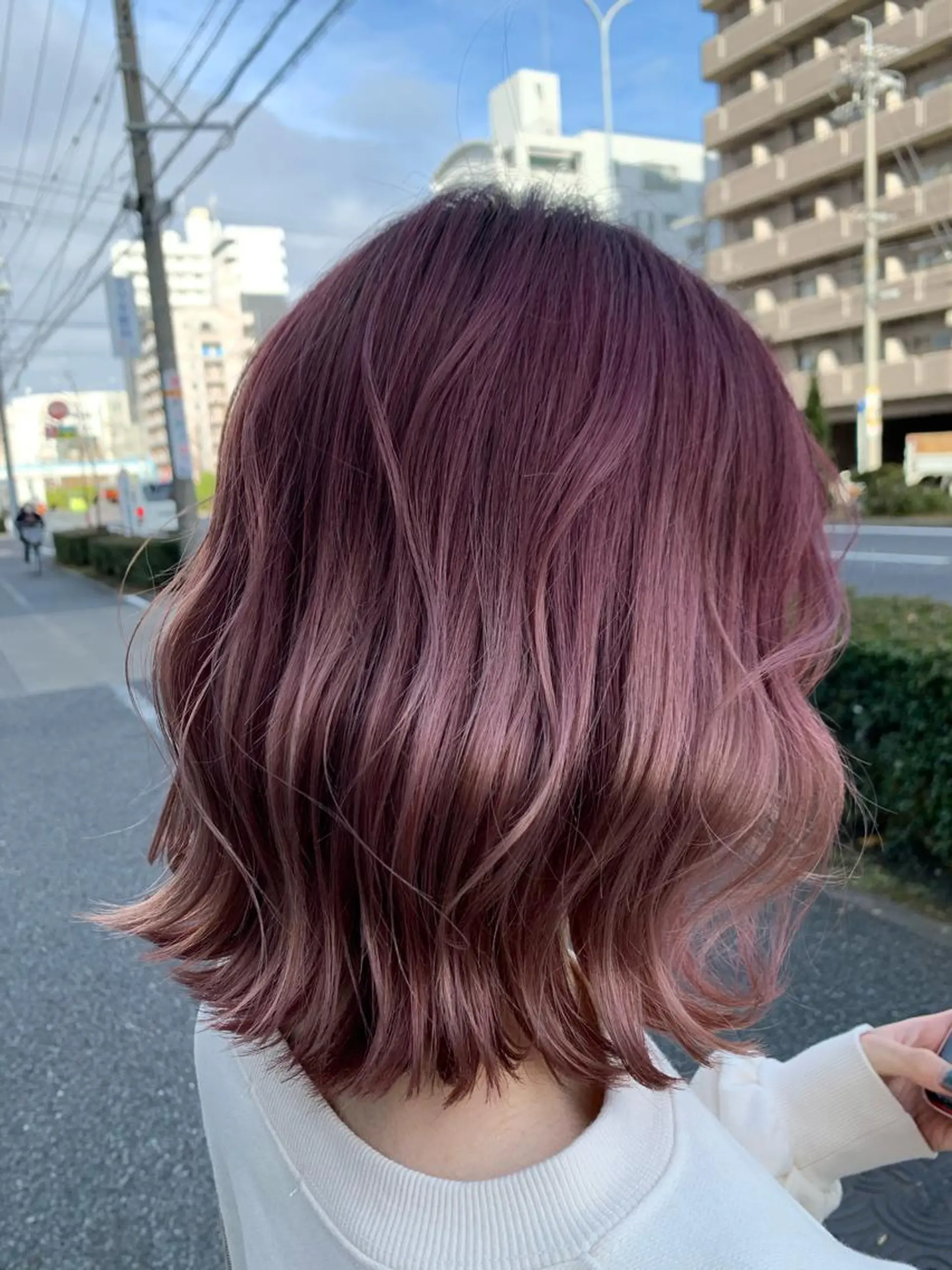 ミディアム カラー グラデーションカラー ピンクカラー 浅岡 みちるのヘアスタイル