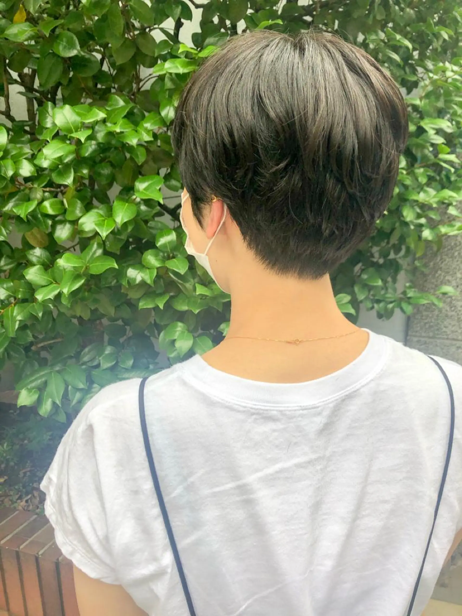 ショート カラー 長井 美佳のヘアスタイル