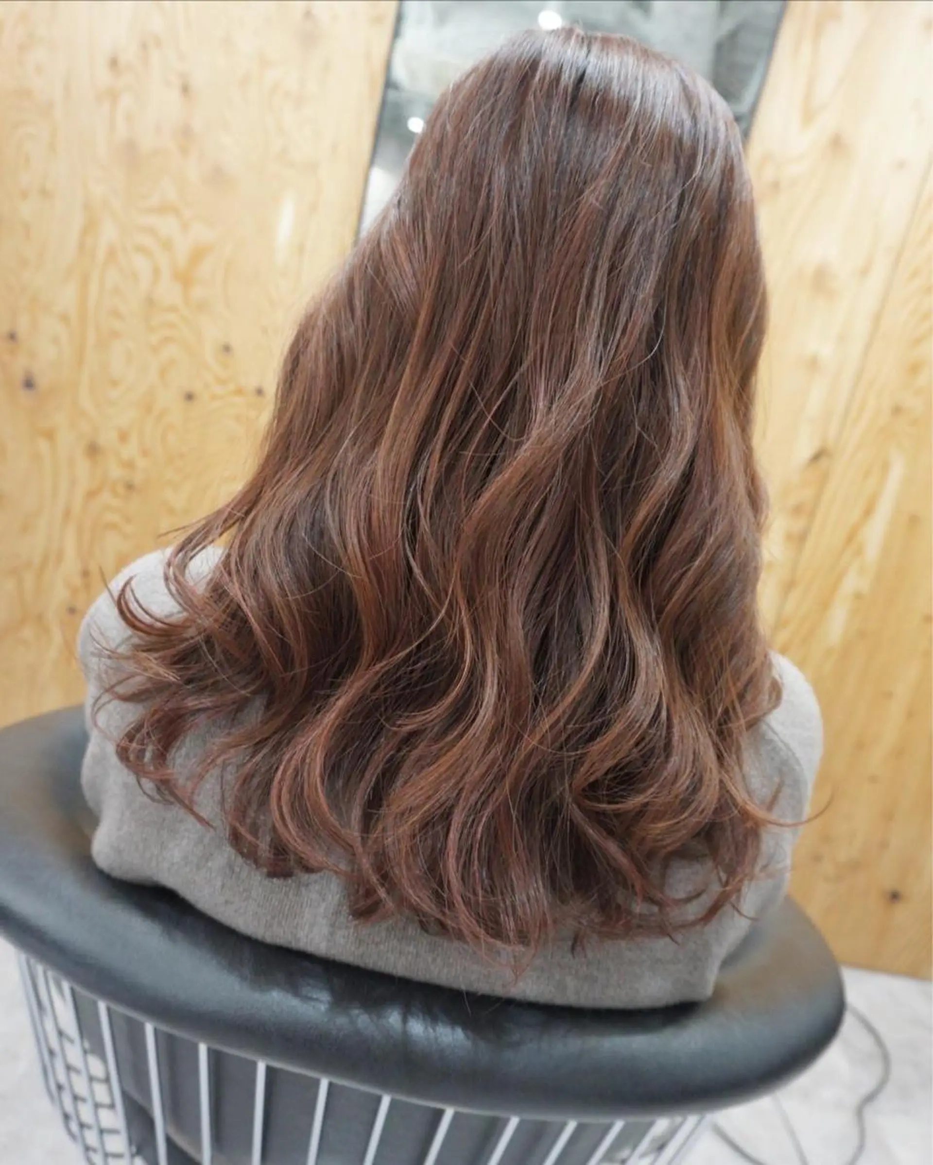 ロング ピンクブラウン ハイライト カット ヘアカラー トリートメント hair teria ryu 大塚のヘアスタイル