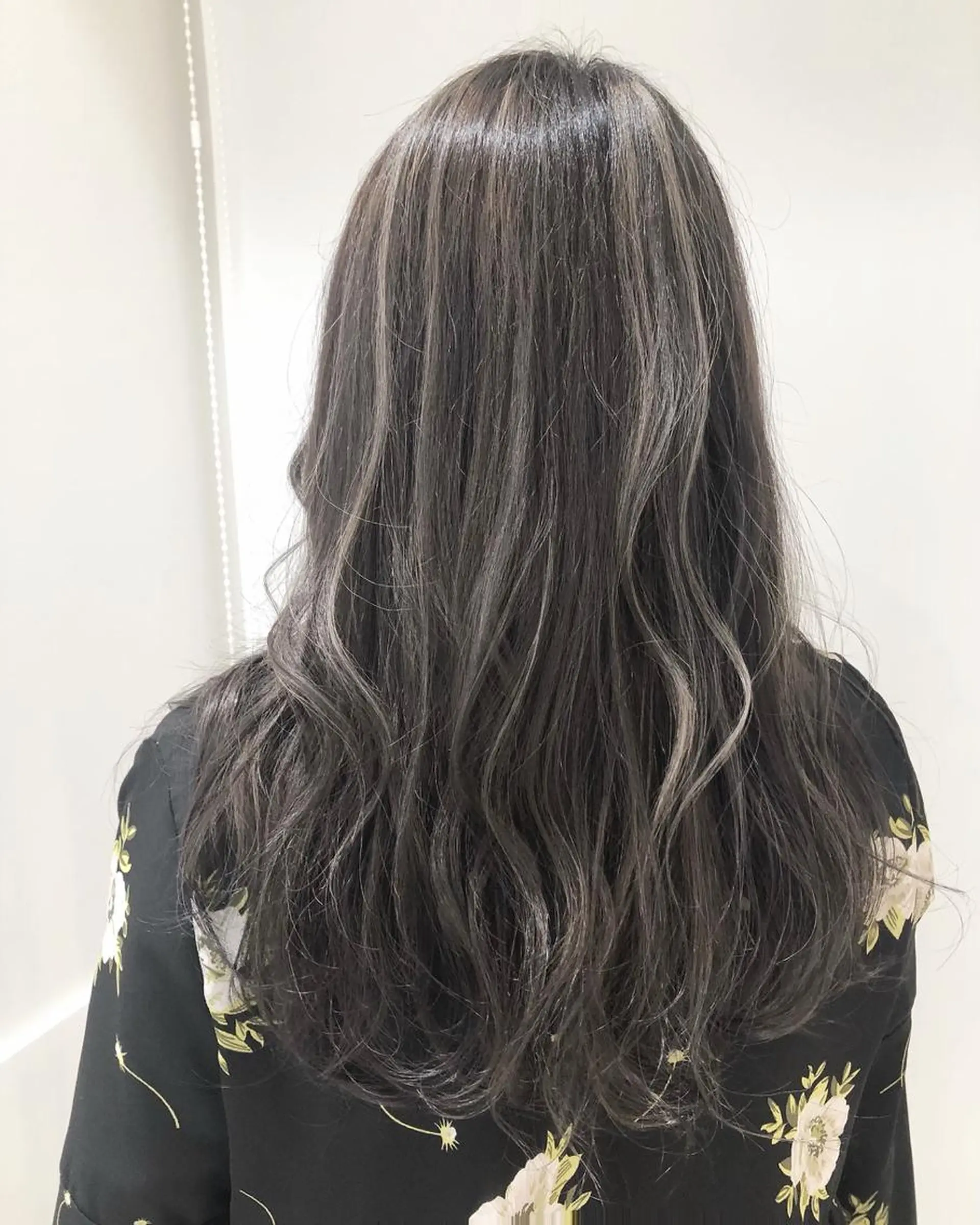ロング ハイライト ヘアカラー sano sayakaのヘアスタイル
