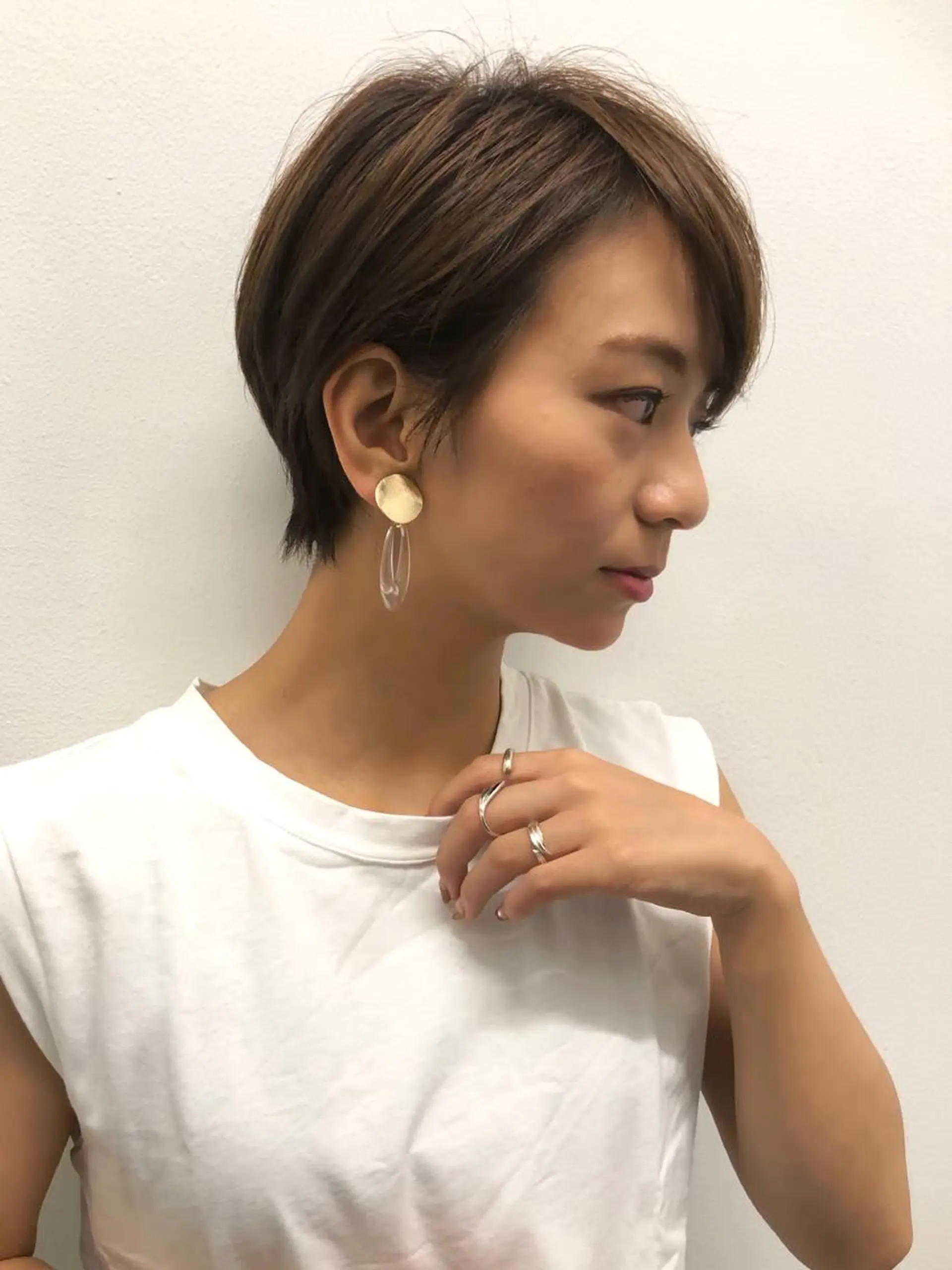 ショート カラー くびれヘア ショートヘア カット ヘアカラー トリートメント 似合わせ/小顔カット 🔷山方直也のヘアスタイル