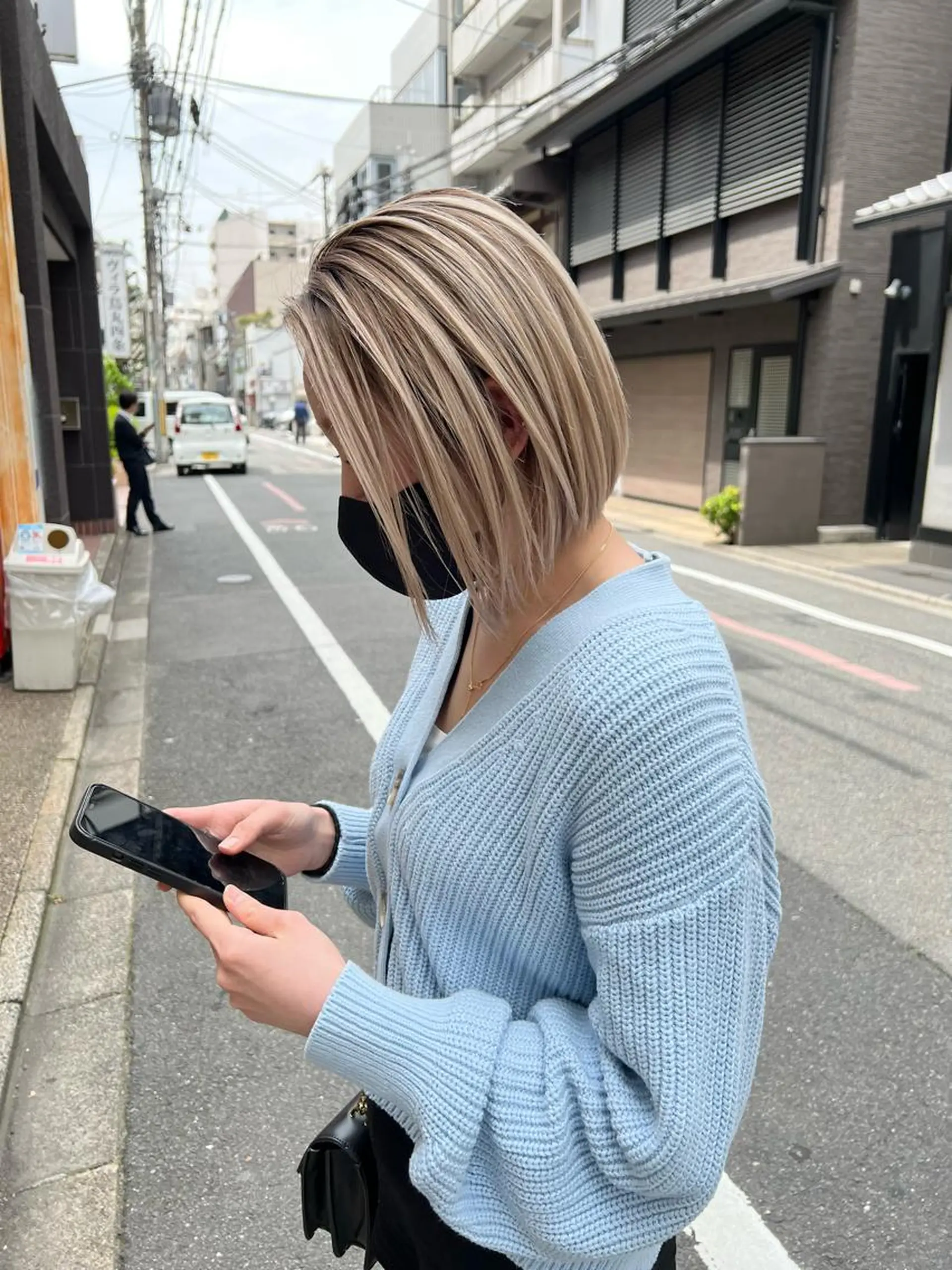 ショート カラー バレイヤージュ ブリーチ ケアブリーチ デザインカラー ダブルカラー Via officialのヘアスタイル